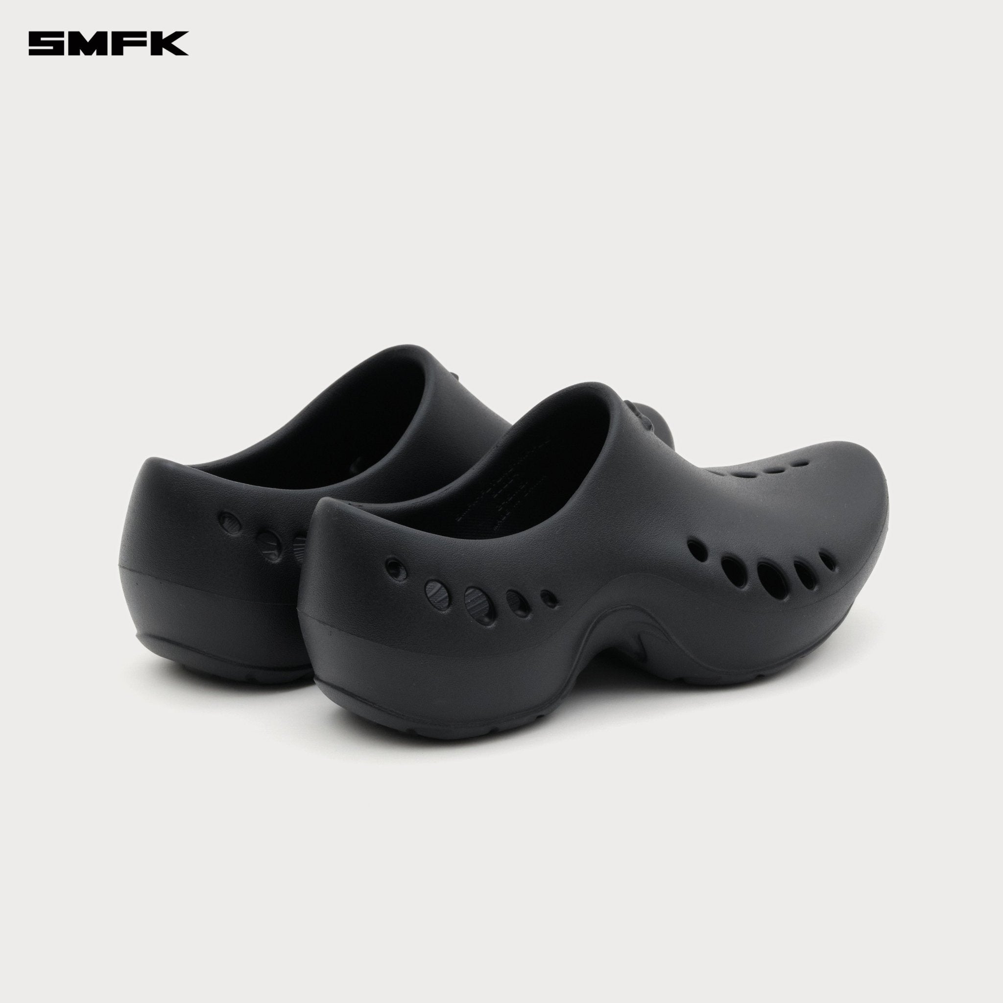SMFK Future Ripple Intergrated Sandal In Black | MADAX