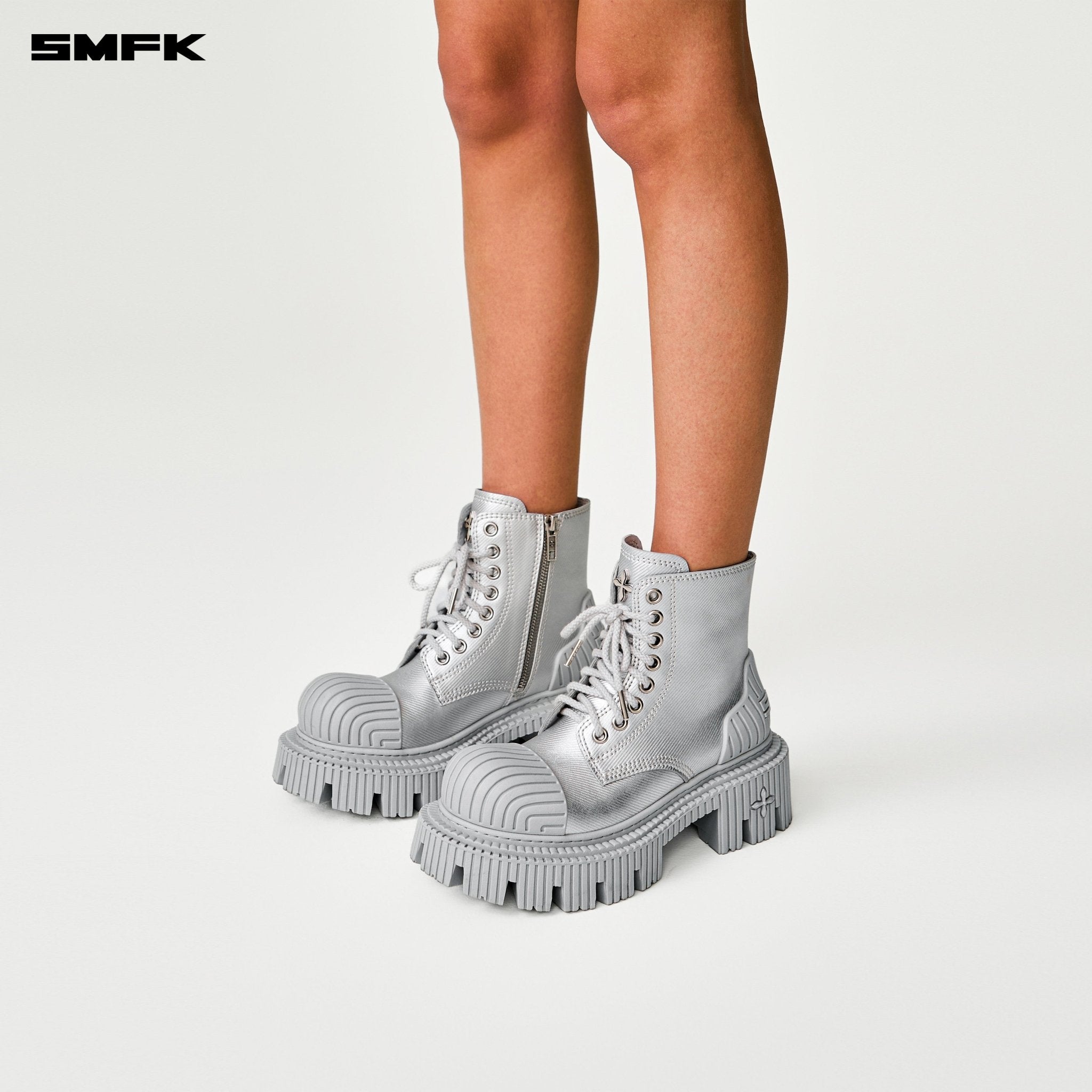 SMFK Future Ripple Motorcycle Boots In Silver | MADAX