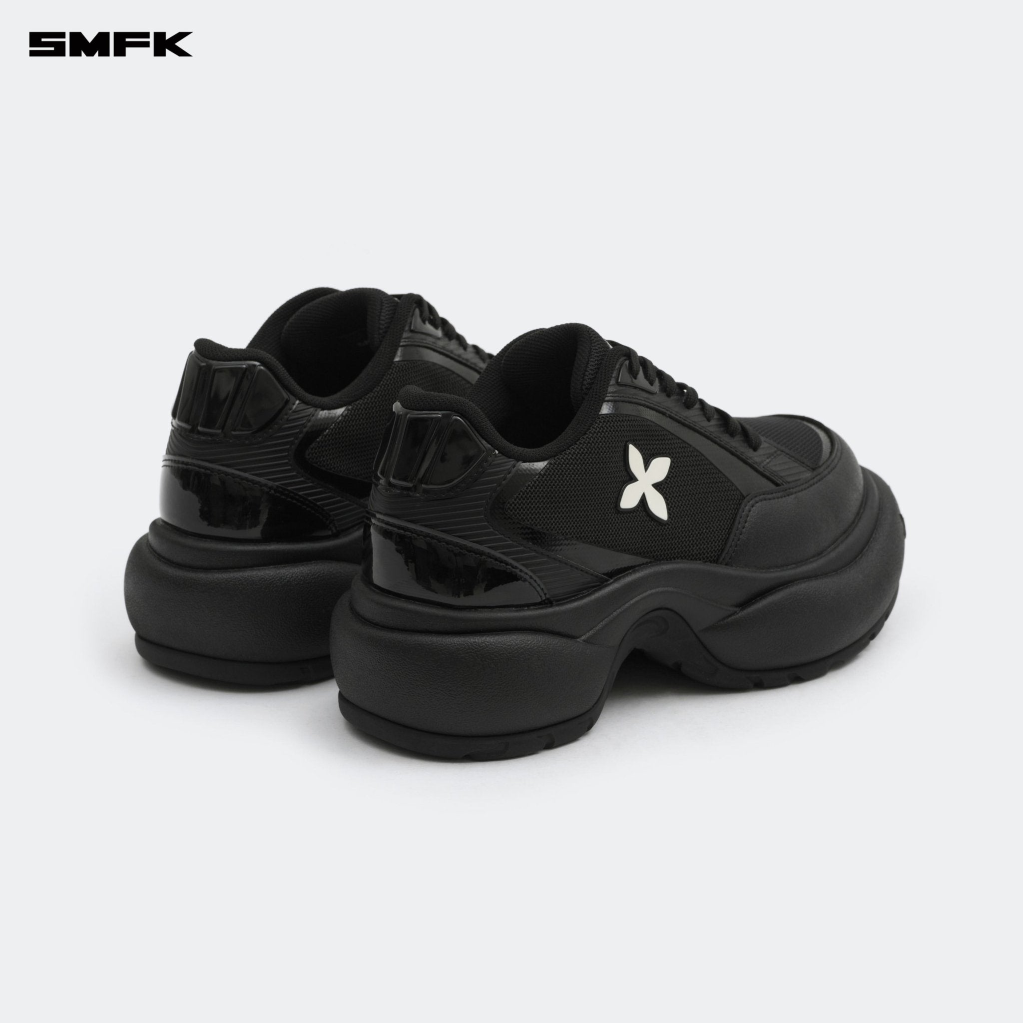 SMFK FUTURE RIPPLE Thick - soled Sneaker In Black | MADAX