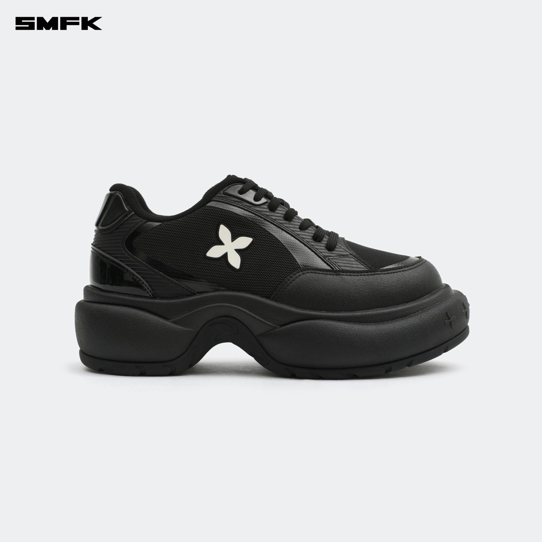 SMFK FUTURE RIPPLE Thick - soled Sneaker In Black | MADAX