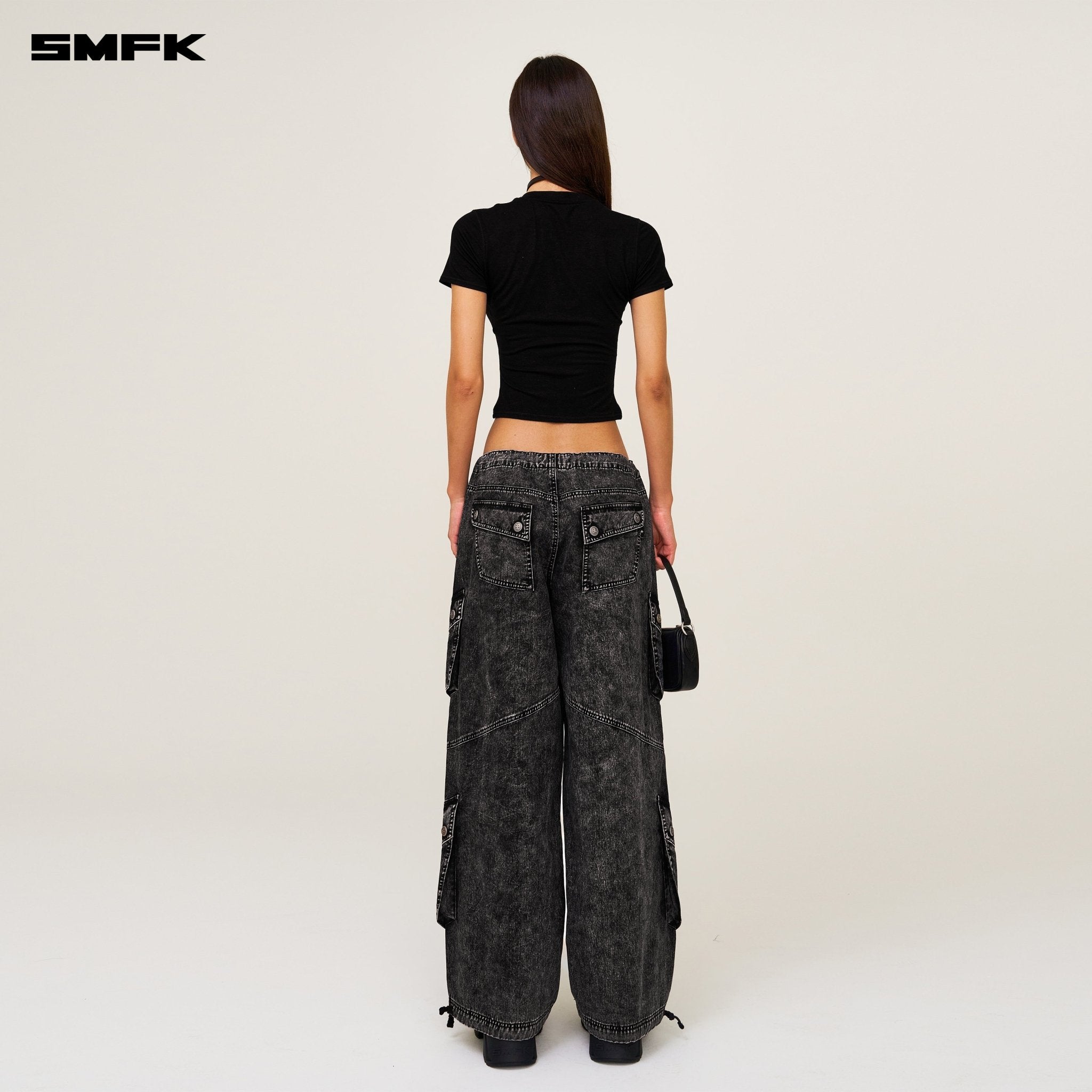 SMFK Future SMFK Ripple Waist Sports TEE In Black | MADAX