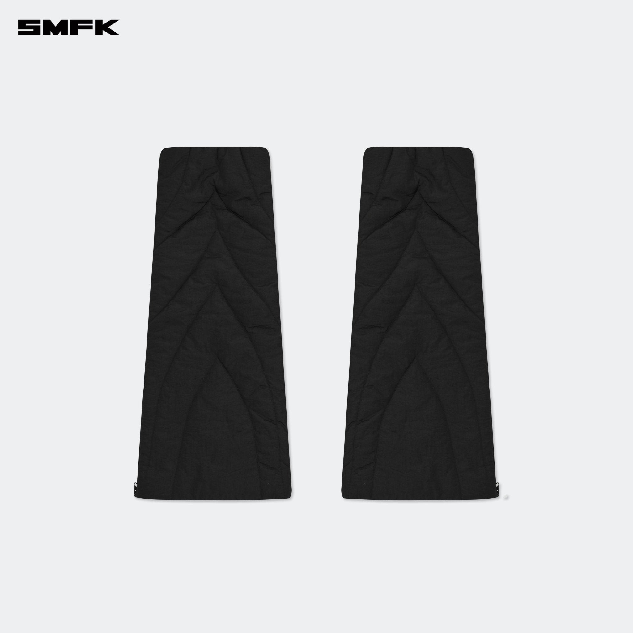 SMFK FUTURE Storm Leg Warmer In Black | MADAX