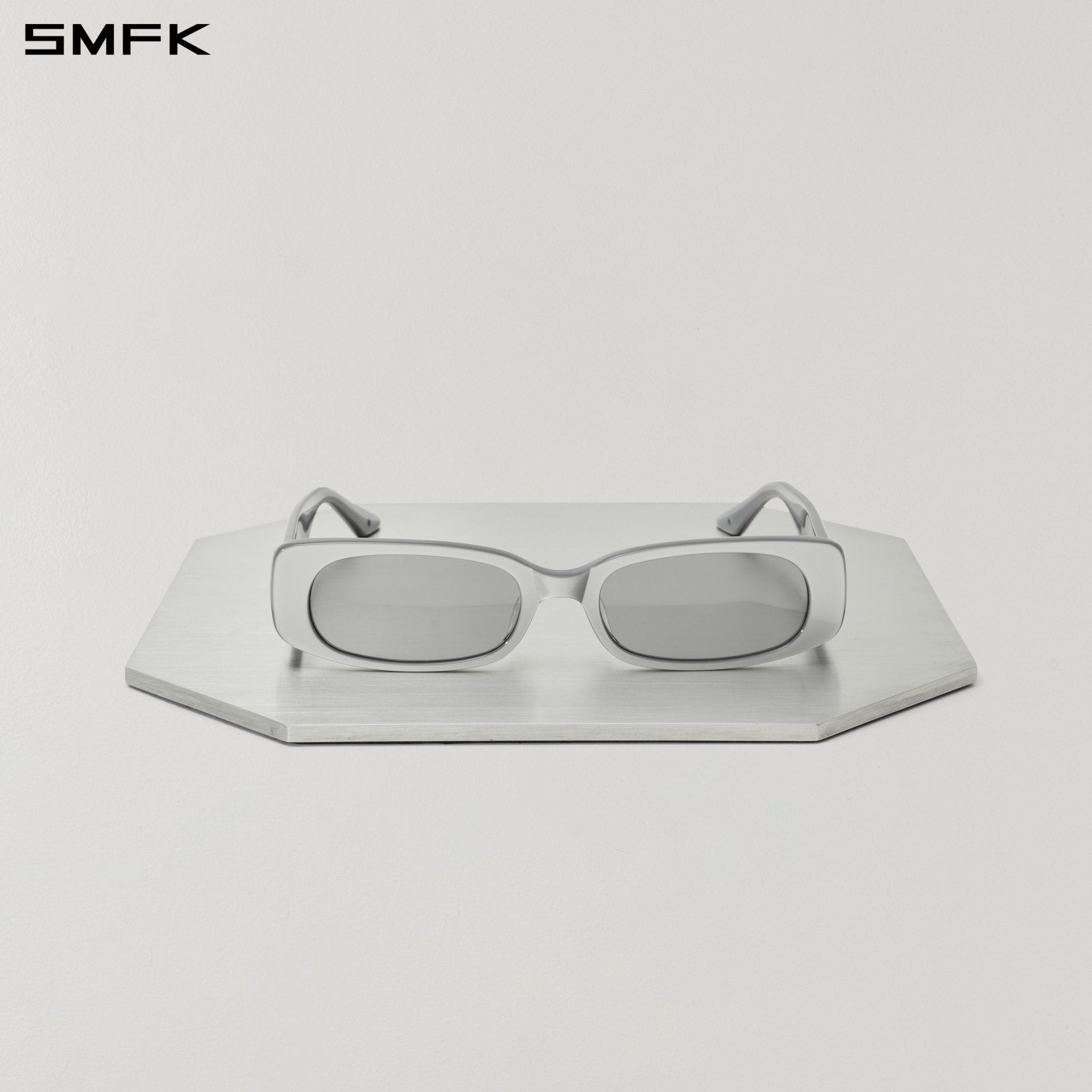 SMFK Future Streamline Slim Sunglasses in Silver | MADAX