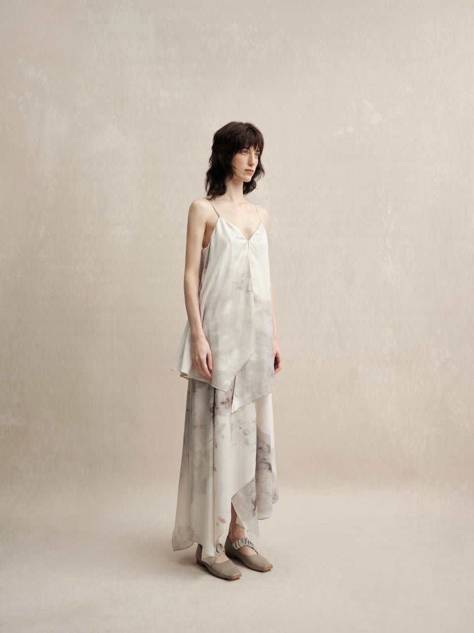 ELYWOOD Gray and White Ink Print Maxi Dress | MADAX