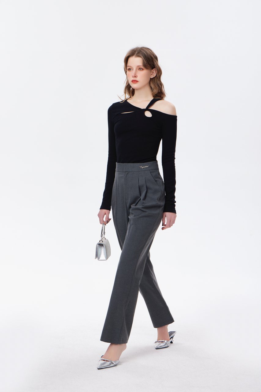 THREE QUARTERS Gray Cropped Pleated Straight Leg Casual Pants | MADA IN CHINA