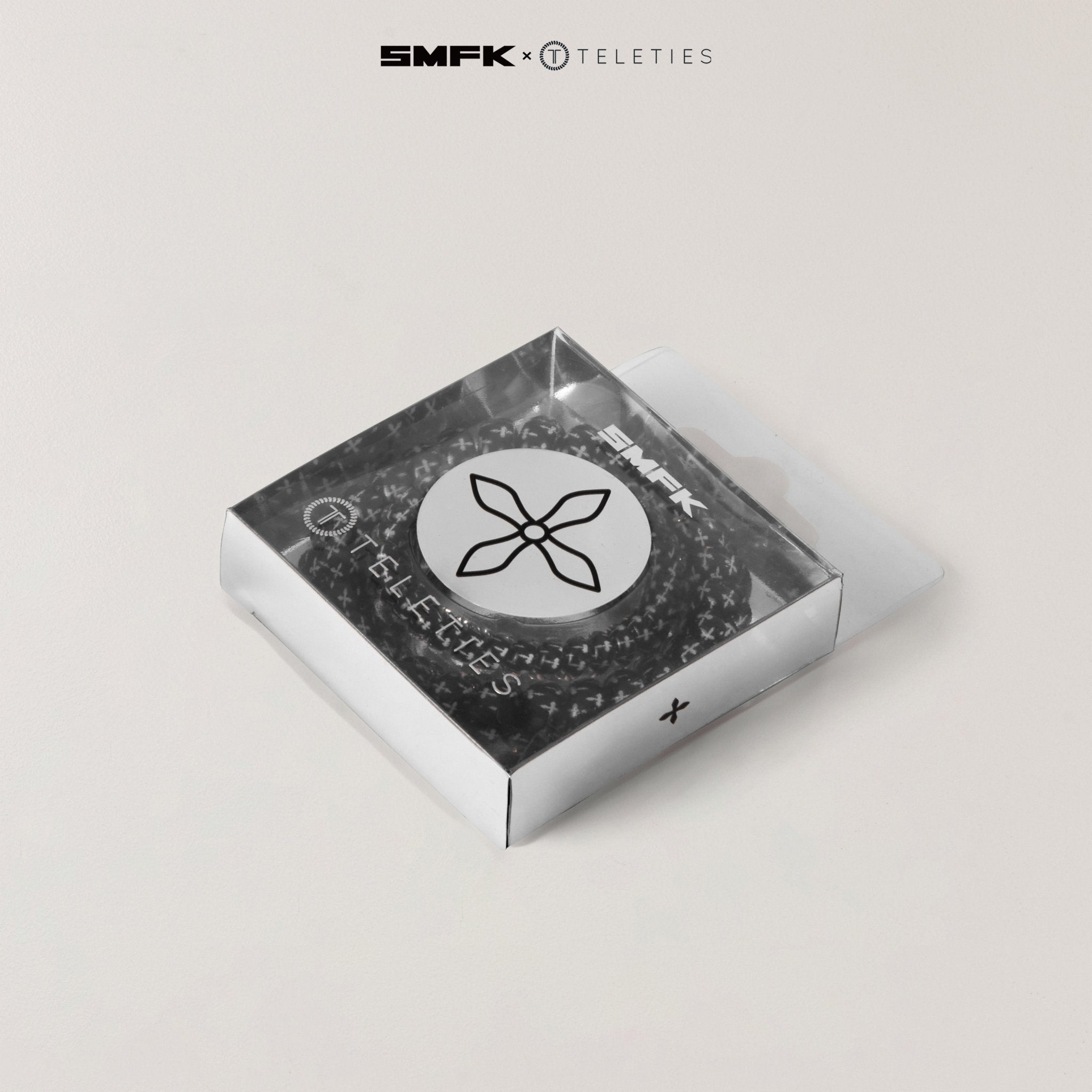 SMFK Hair Ties Black and White | MADAX