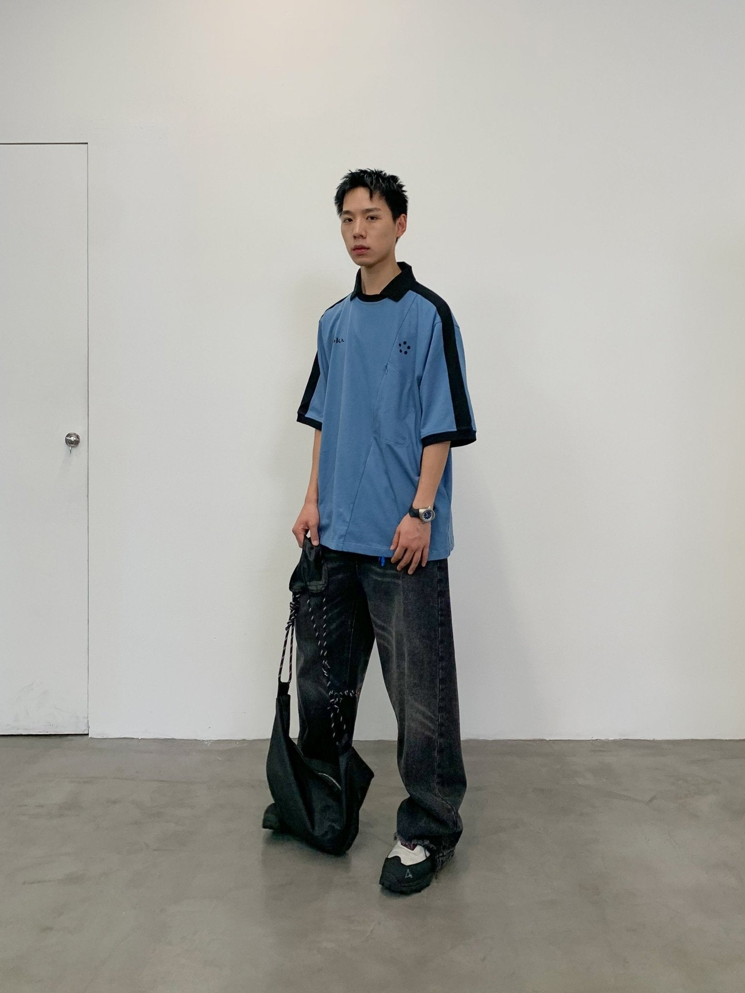 ARCH Haze Blue Invisible Zipper Pocket Short Sleeve T - Shirt | MADA IN CHINA