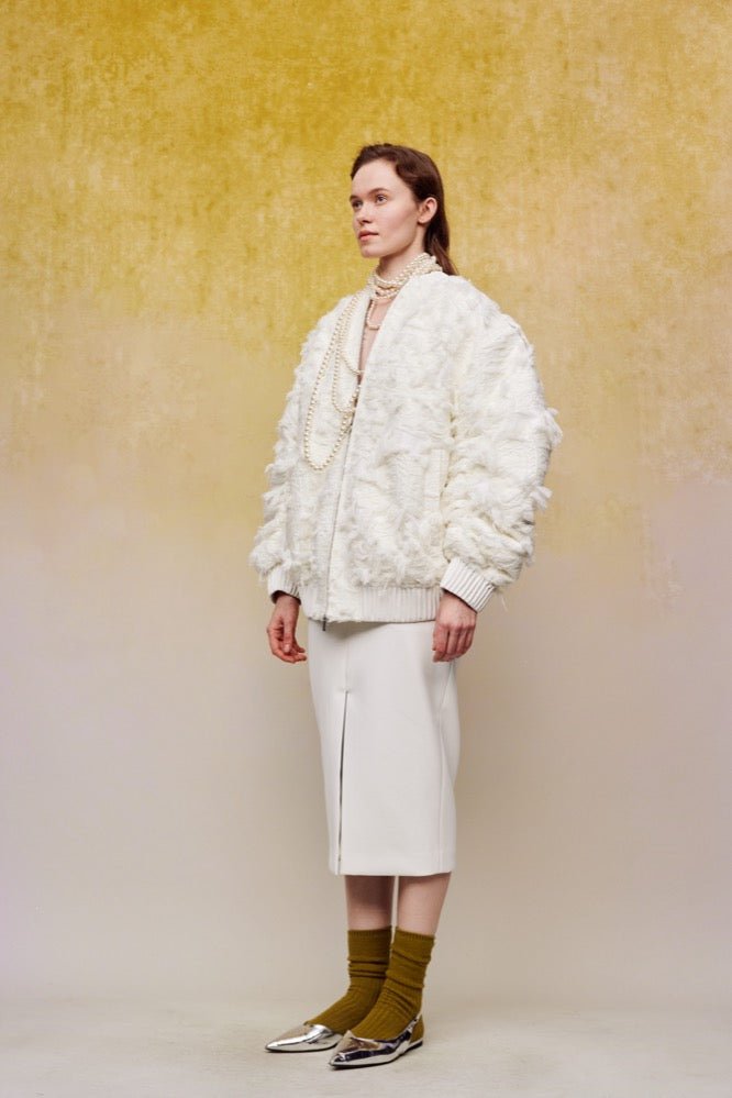 ilEWUOY Heavy Brushed Jacquard Cotton Jacket in White | MADA IN CHINA