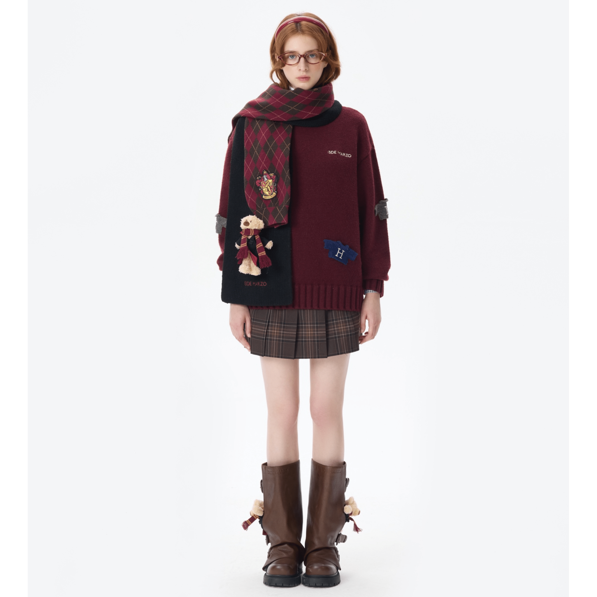 13DE MARZO Hogwarts Four Houses Bear Scarf Gryffindor in Black | MADAX