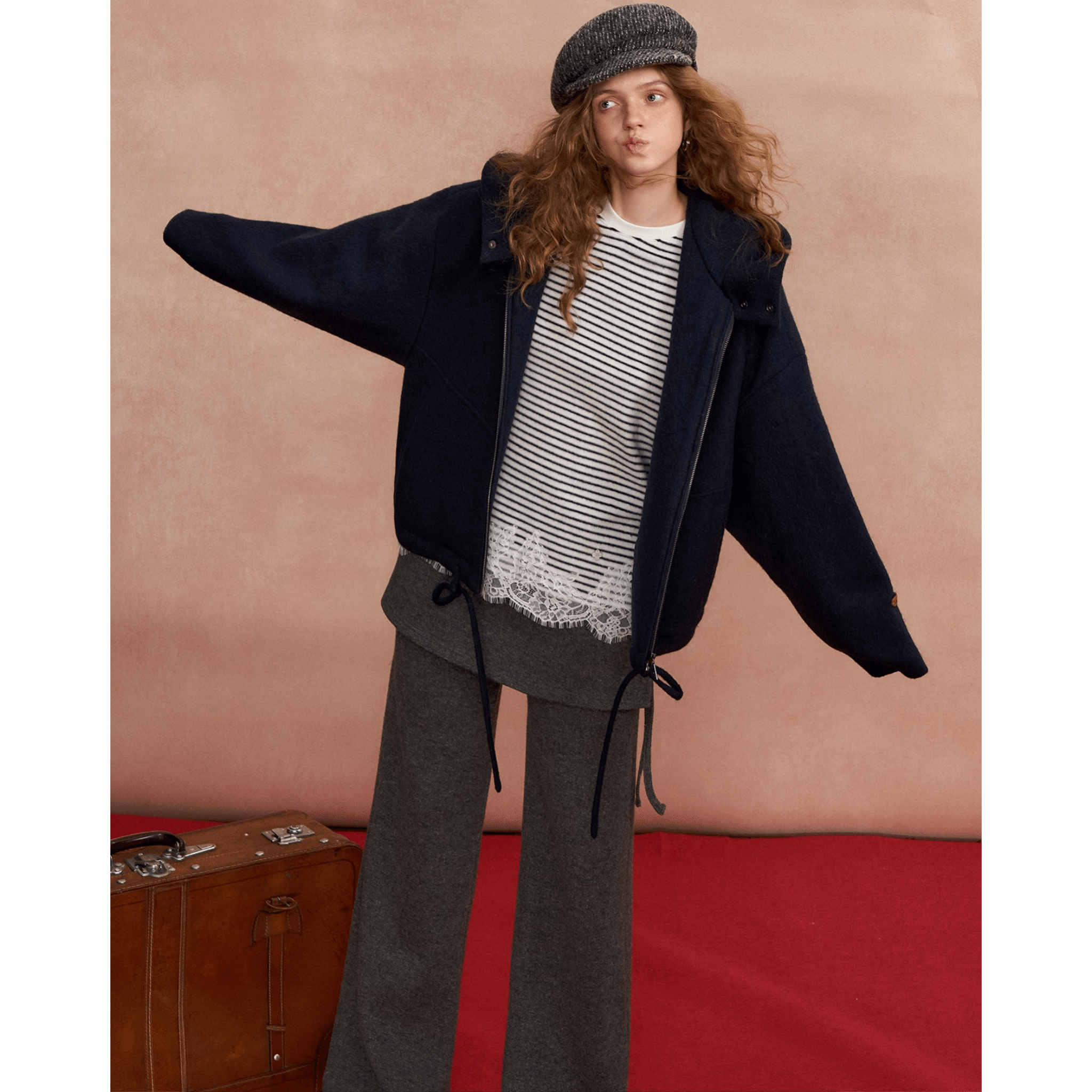 SOMESOWE Hooded Short Wool Coat in Navy blue | MADAX