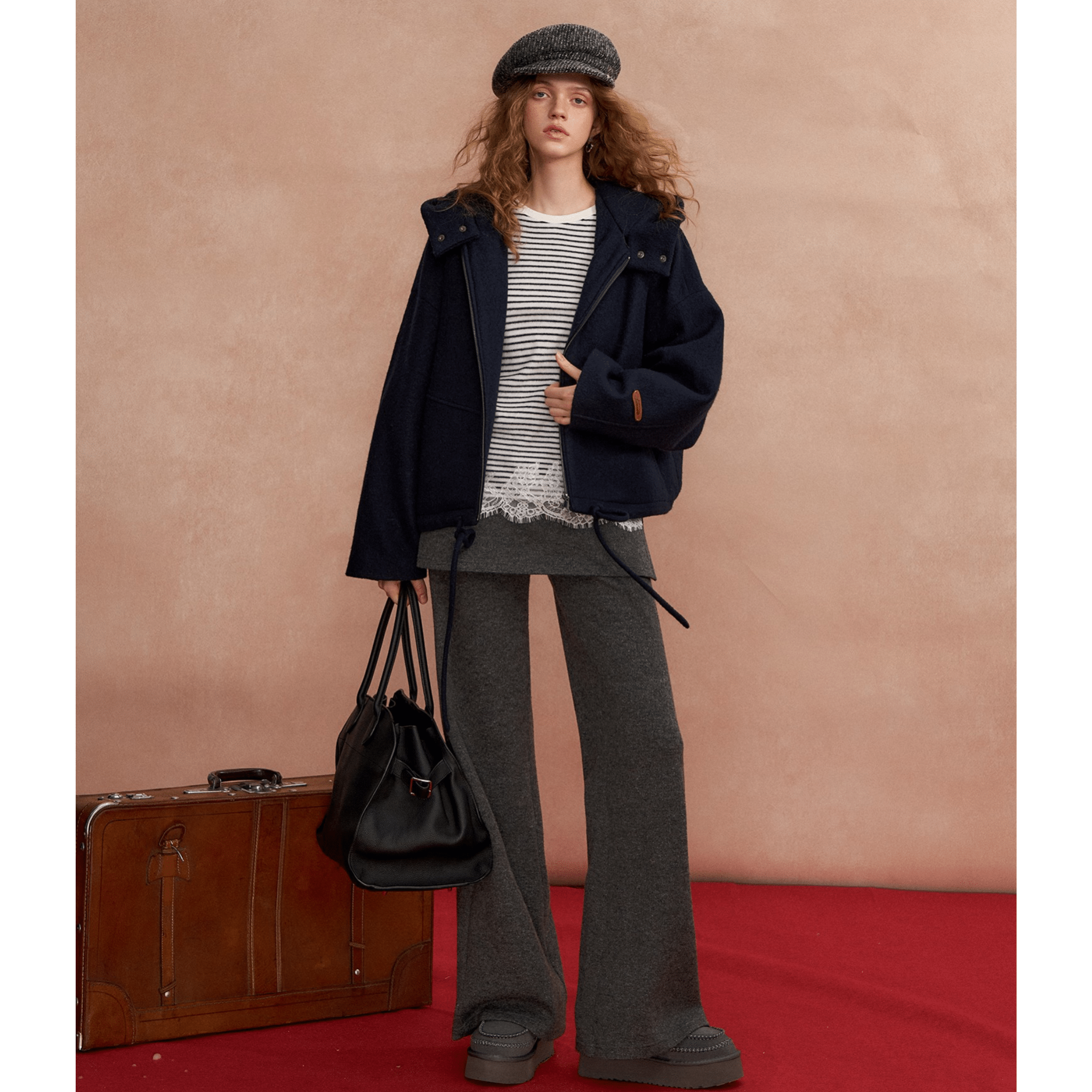 SOMESOWE Hooded Short Wool Coat in Navy blue | MADAX