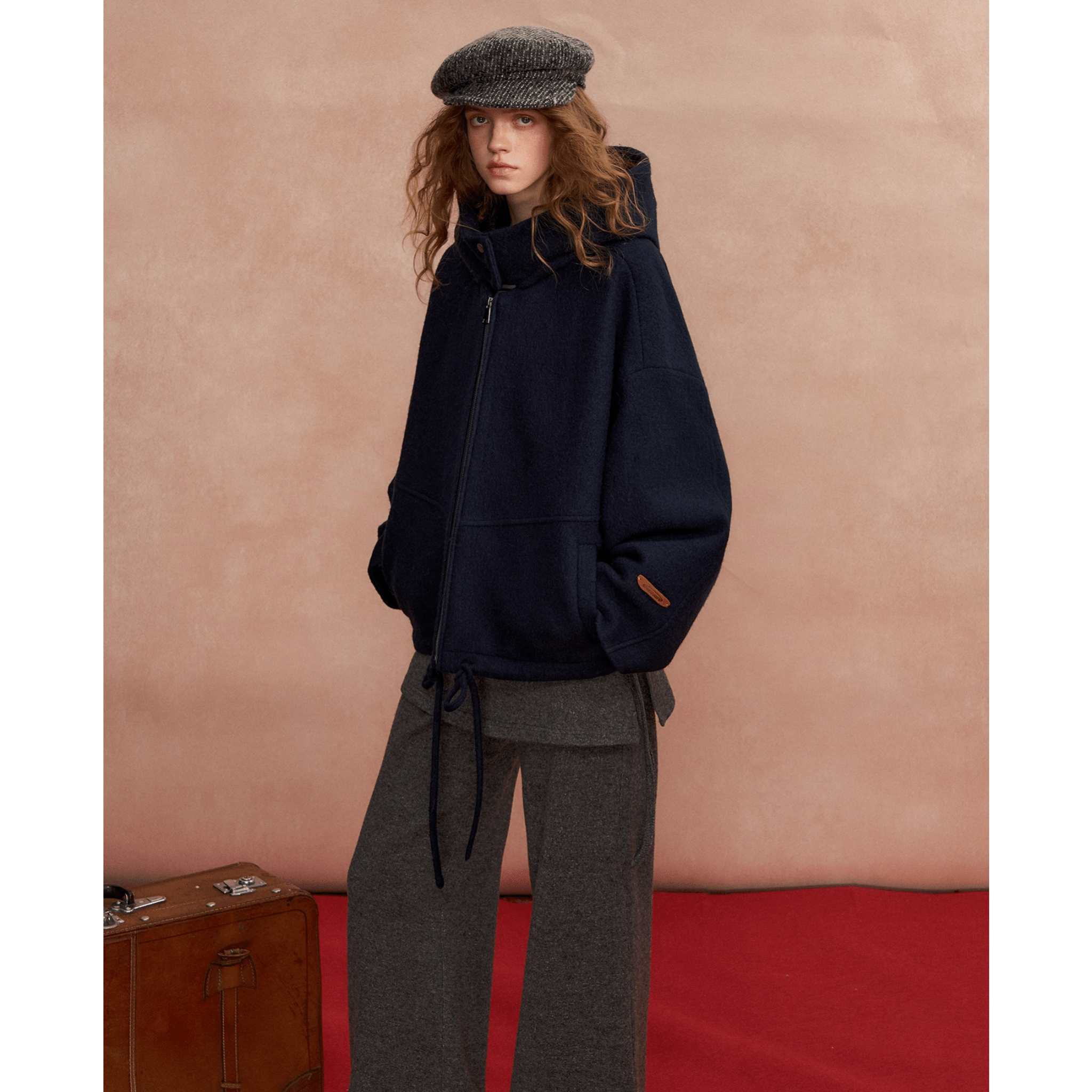 SOMESOWE Hooded Short Wool Coat in Navy blue | MADAX