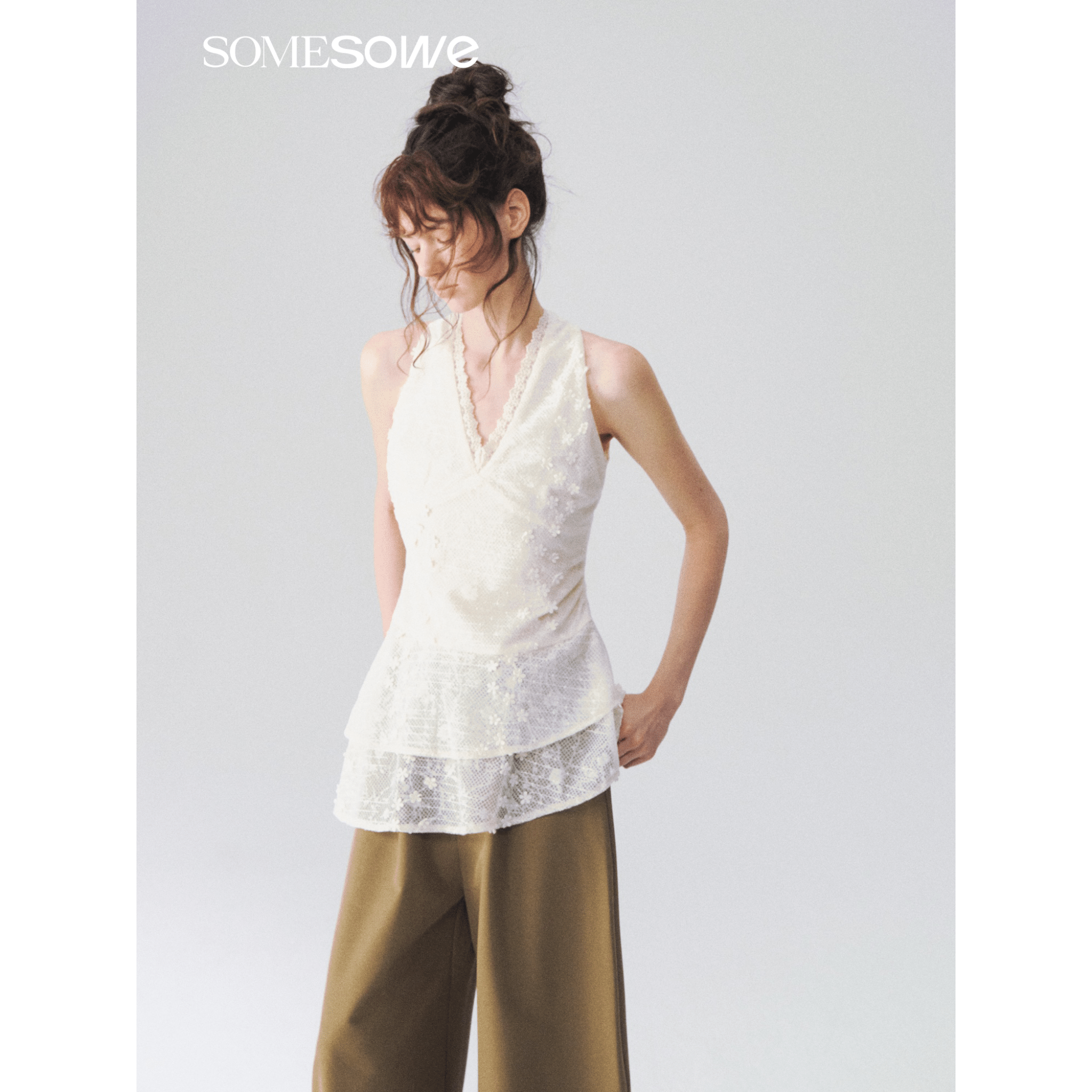 SOMESOWE Jacquard V-neck Vest in White | MADAX