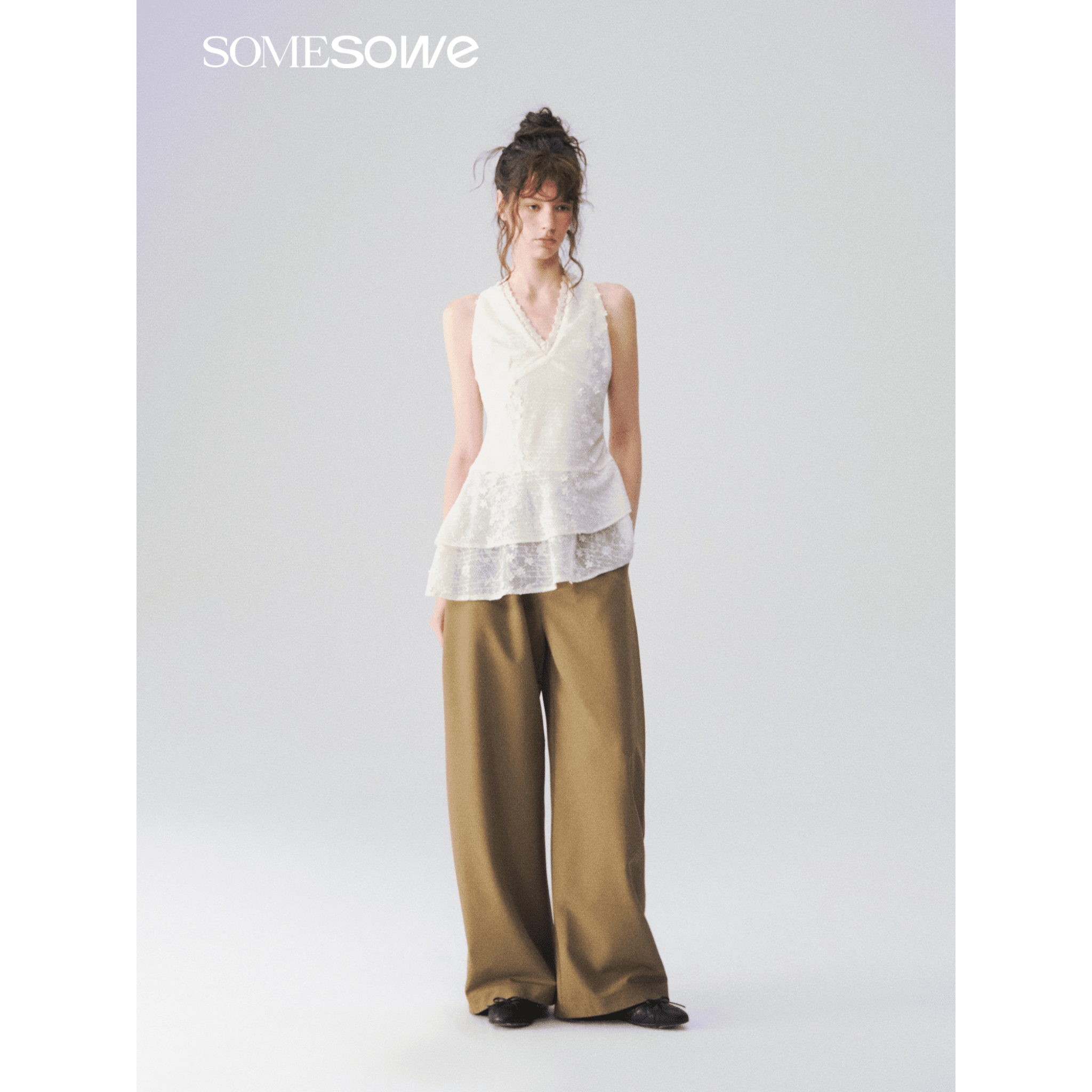 SOMESOWE Jacquard V-neck Vest in White | MADAX