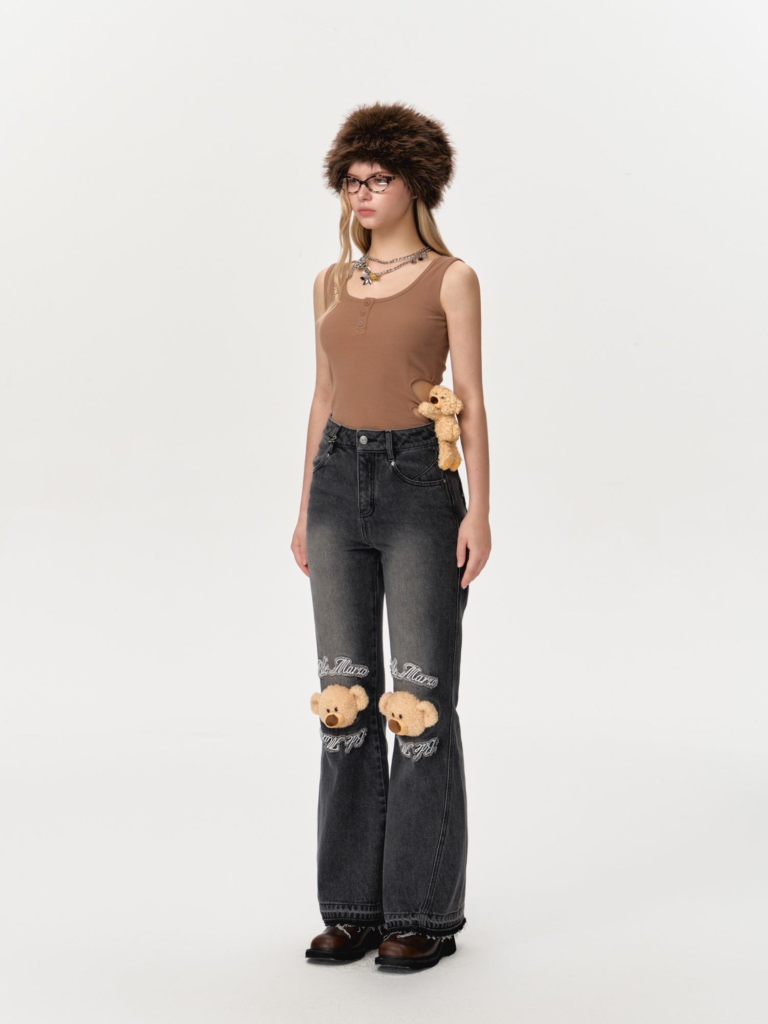 13DE MARZO Knees Bear Jeans In Black | MADAX