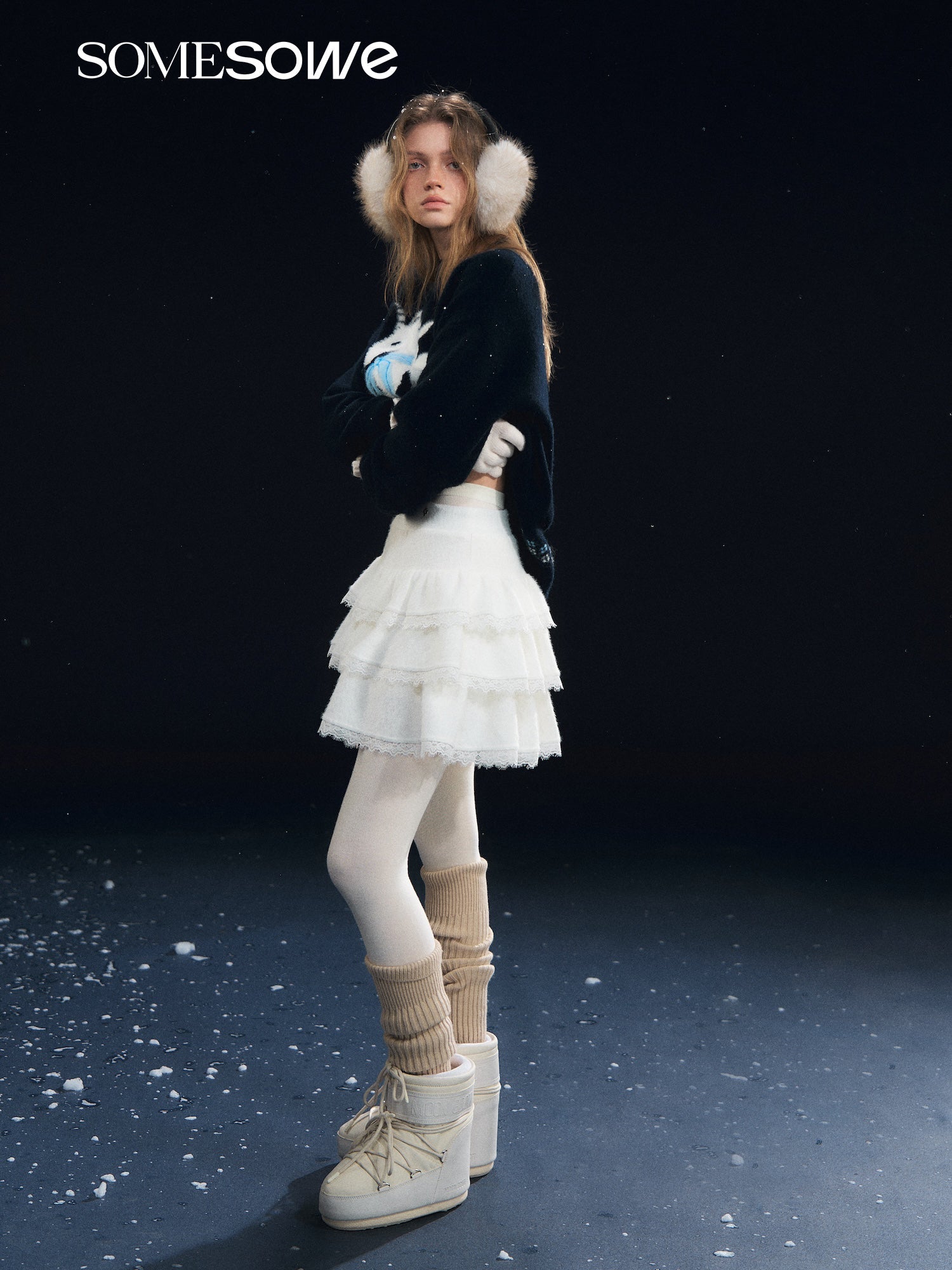 SOMESOWE Lace - trimmed Velvet Cake Skirt In White | MADAX