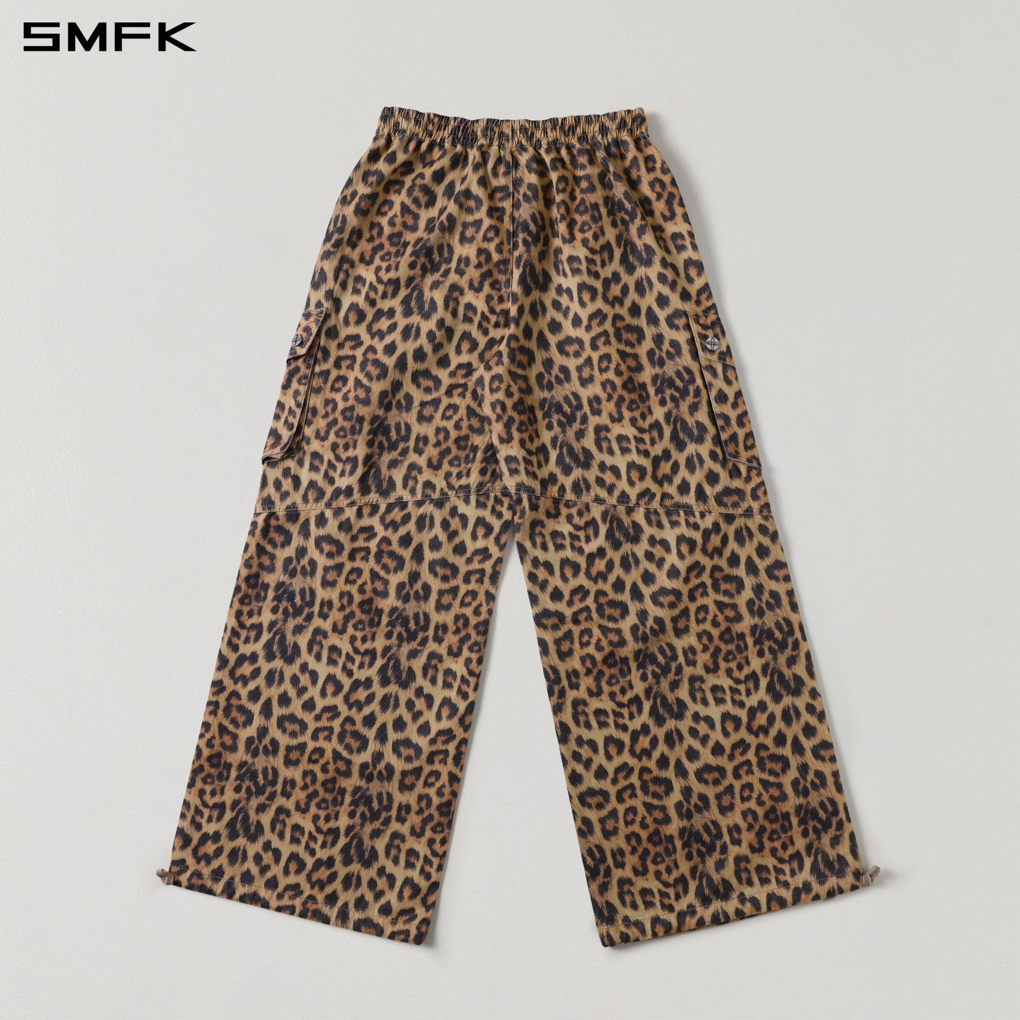 SMFK Leopard Print Wide-Leg Athletic Cargo Pants | MADAX
