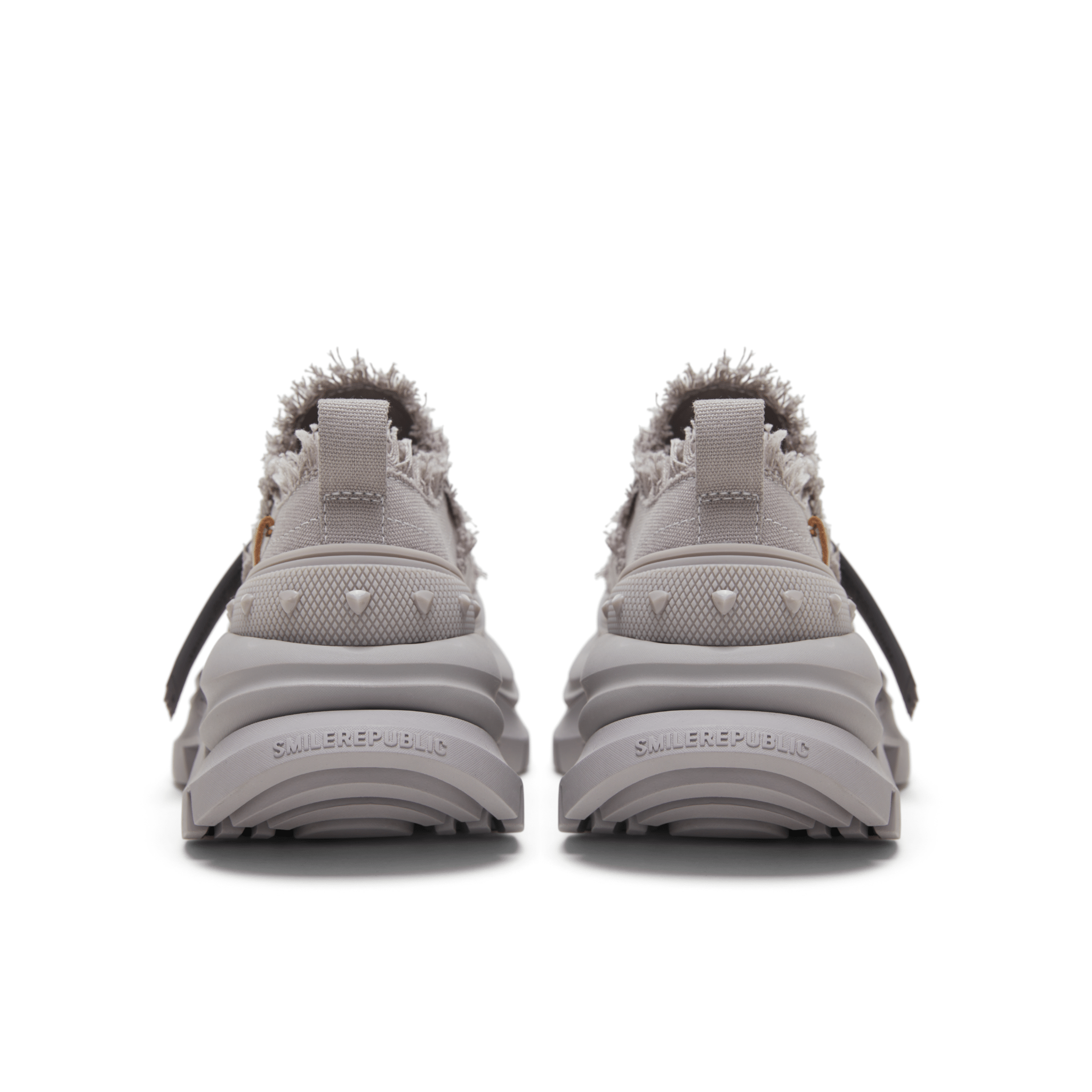 SMILEREPUBLIC Light Grey Low - top Open - mouthed Thick - soled Canvas Shoes 2.0 | MADAX