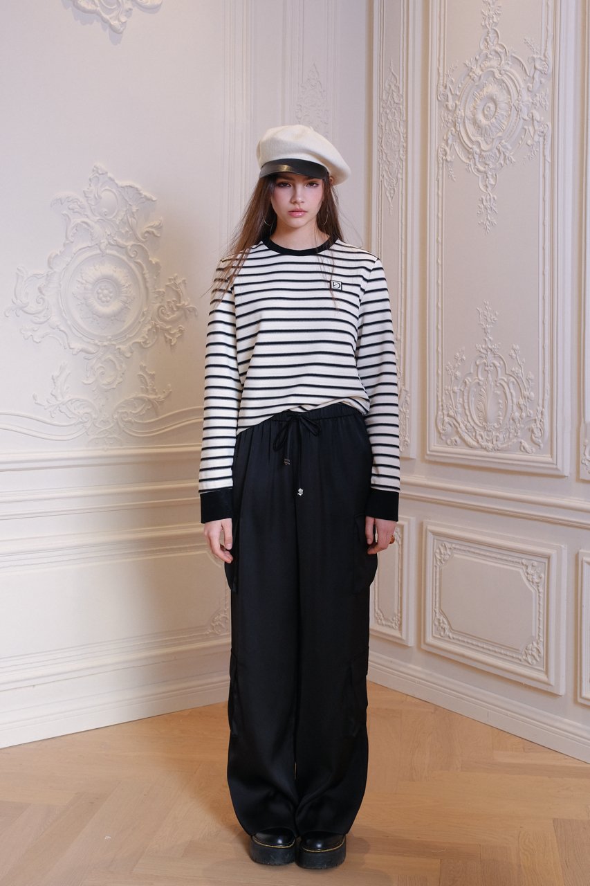 DIANA VEVINA LOGO Label Round Neck Striped Long Sleeve | MADA IN CHINA