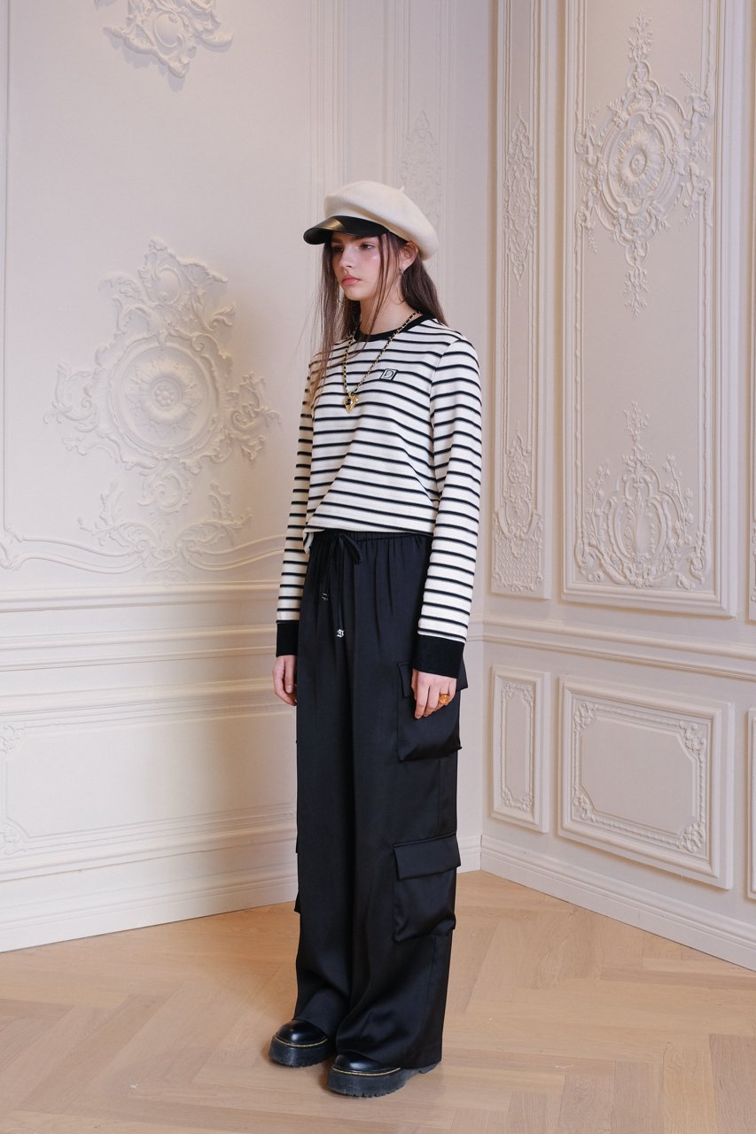 DIANA VEVINA LOGO Label Round Neck Striped Long Sleeve | MADA IN CHINA