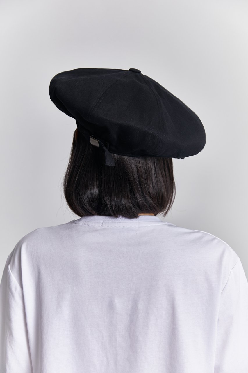 Love Brim Newspaper Boy Hat Black | MADAX