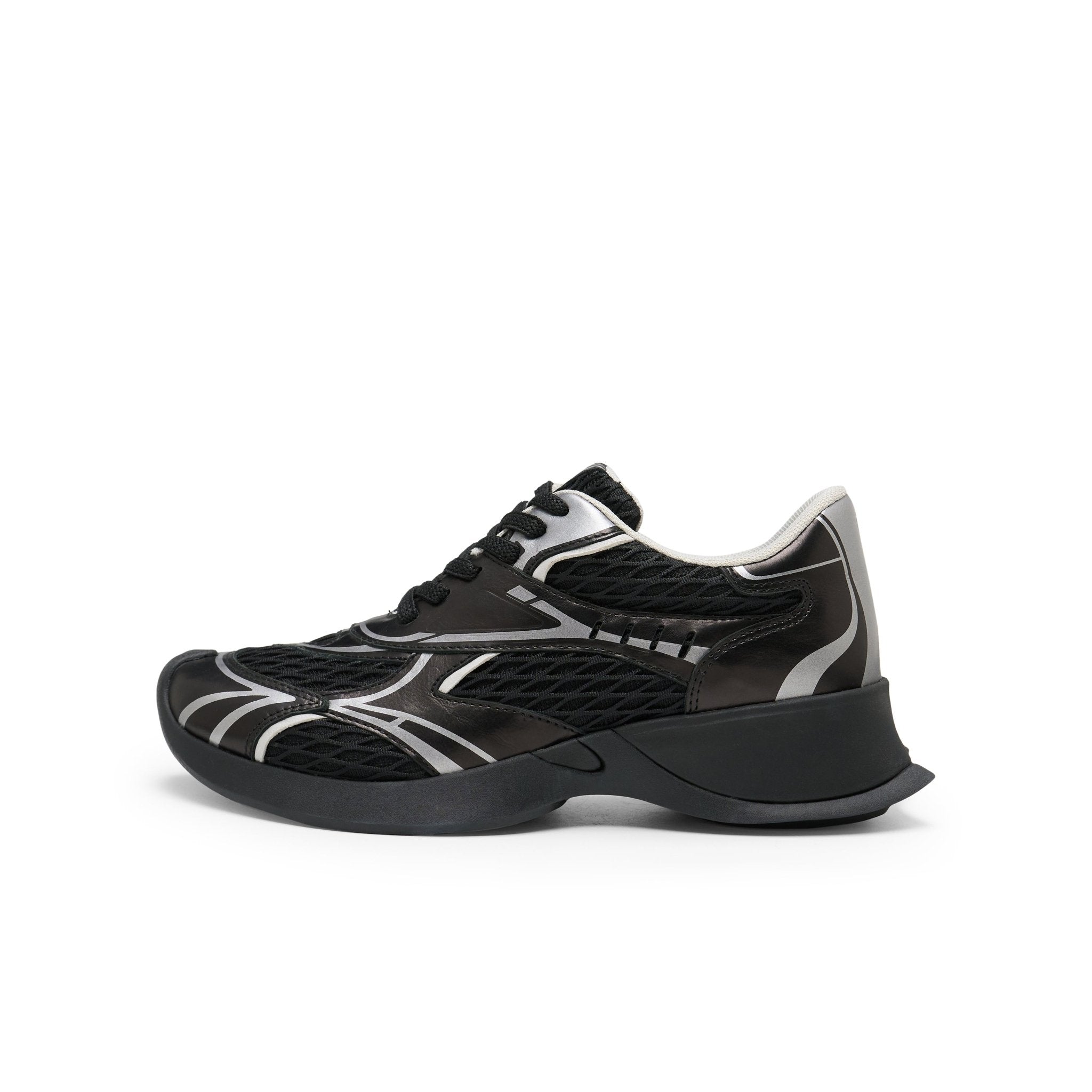 LOST IN ECHO Mesh Stitching Embossed Vintage Running Shoes In Black | MADAX