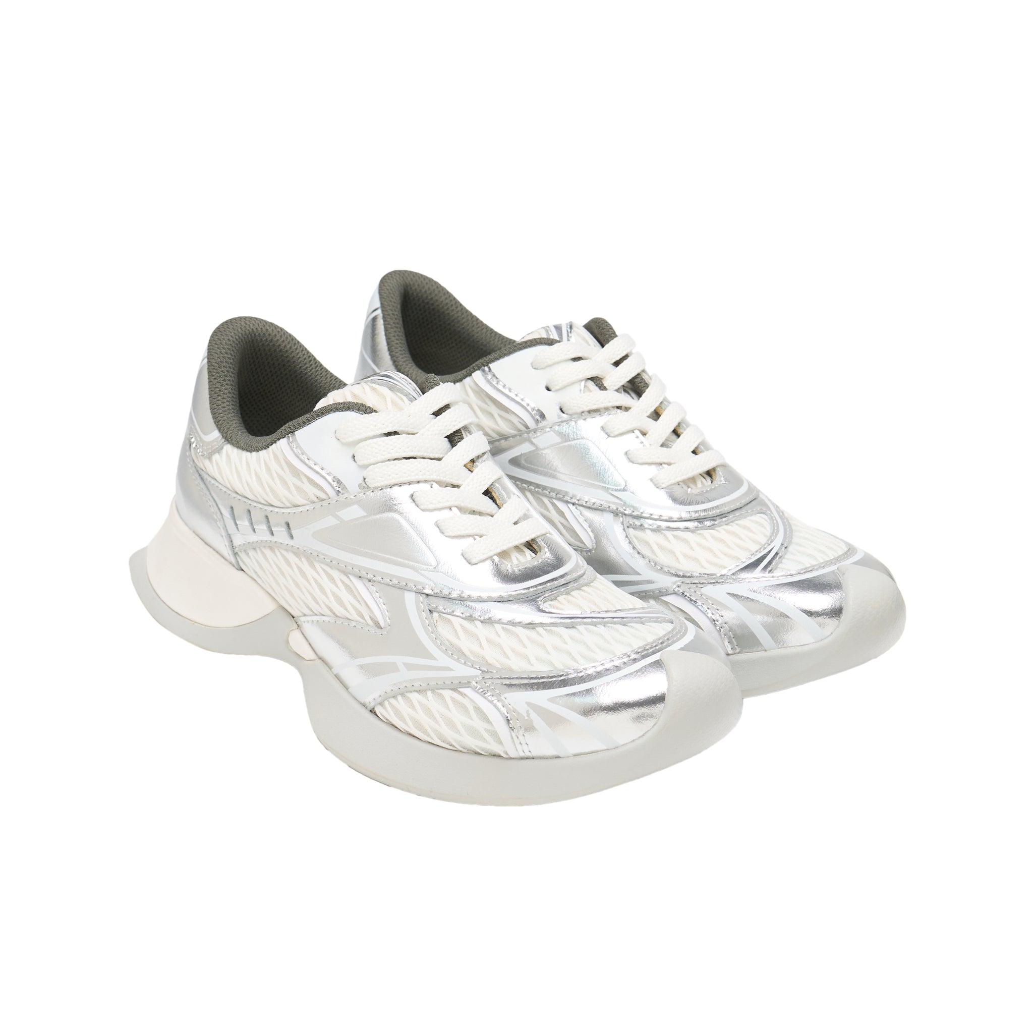 LOST IN ECHO Mesh Stitching Embossed Vintage Running Shoes In Silver | MADAX