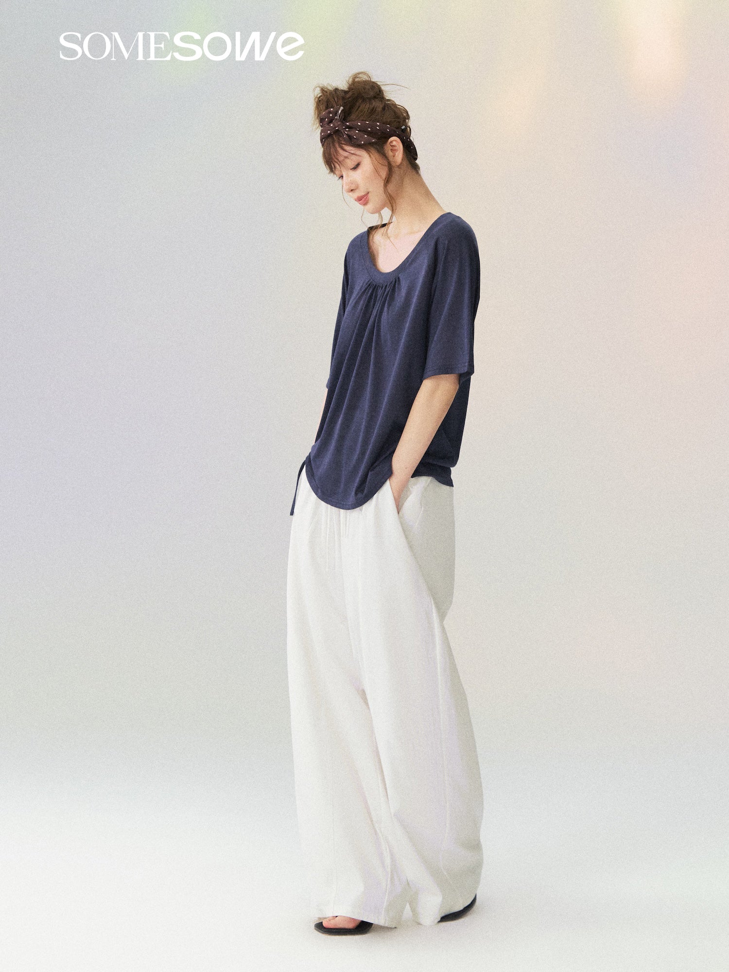 SOMESOWE Navy Blue V-Neck Short-Sleeved T-Shirt | MADAX