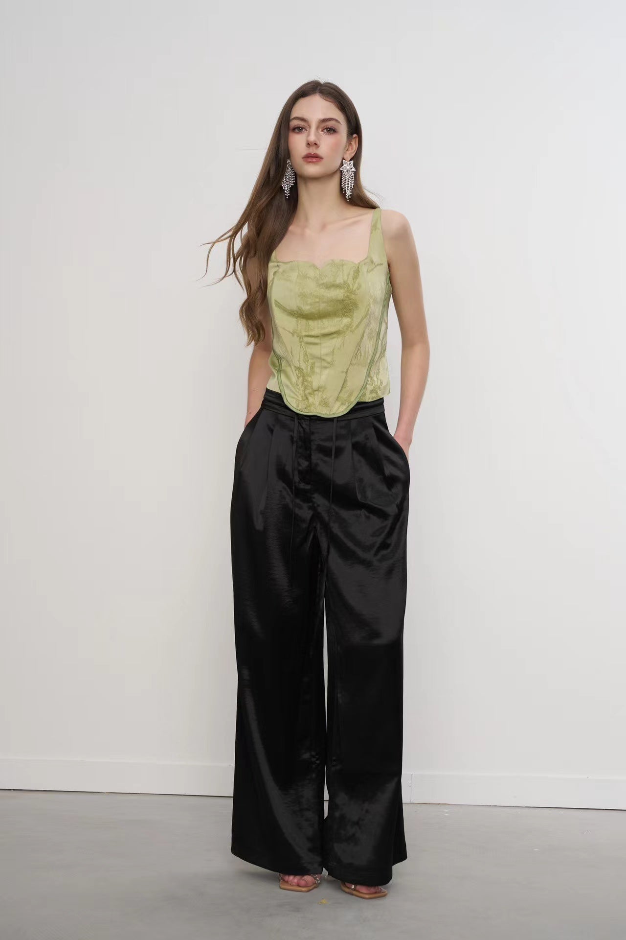 AIMME SPARROW New Chinese Embroidery Vest In Green | MADAX