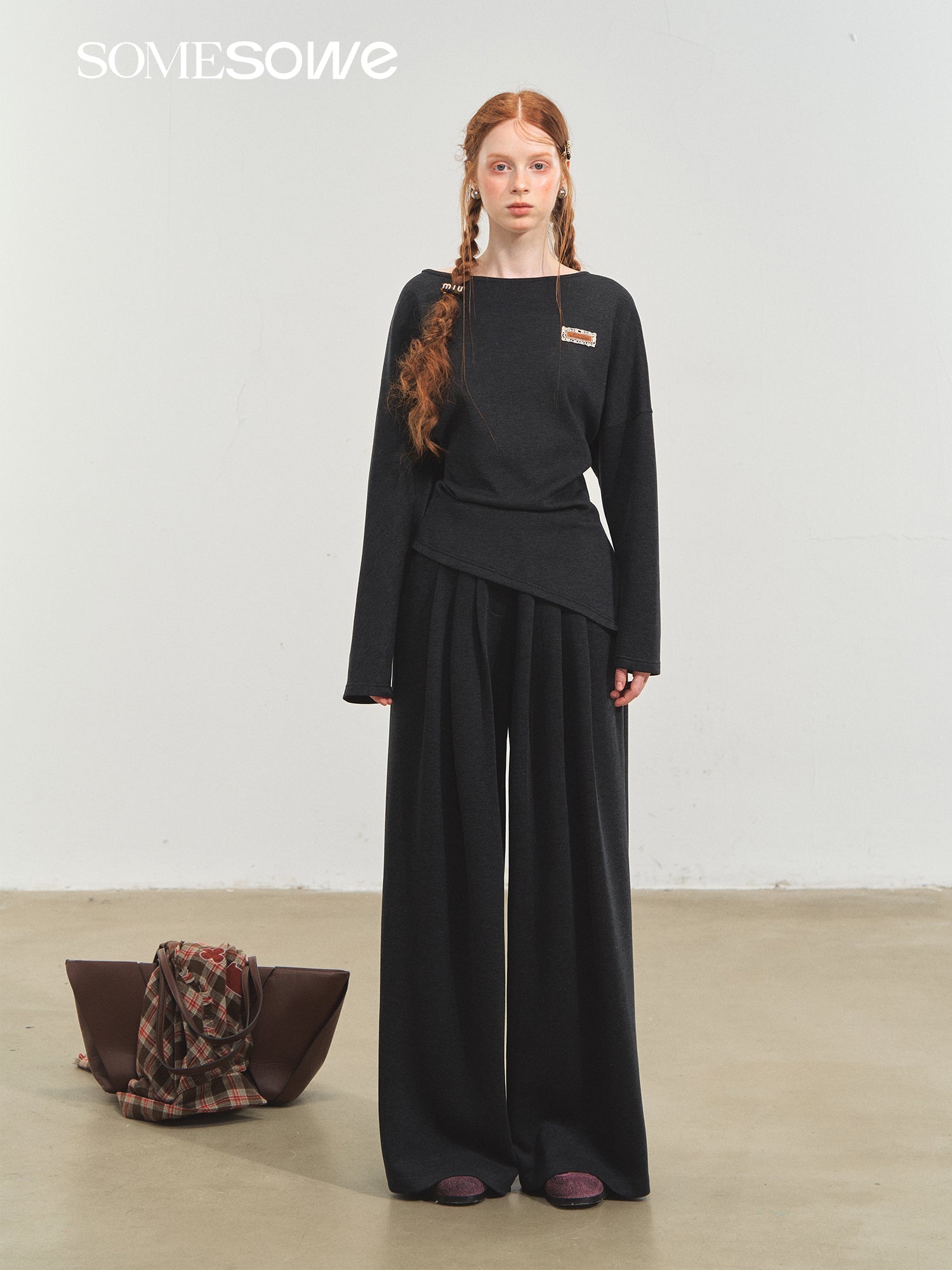 SOMESOWE One - shoulder Irregular Top In Dark Gray | MADAX