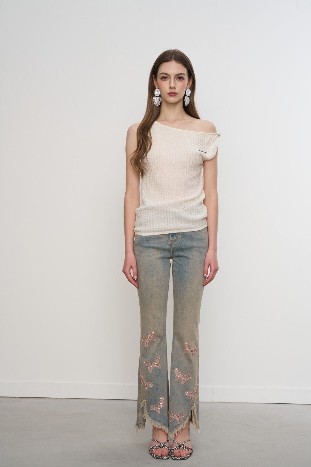 AIMME SPARROW Pink Butterfly Embroidery Slit Tassel Jeans In Blue | MADAX