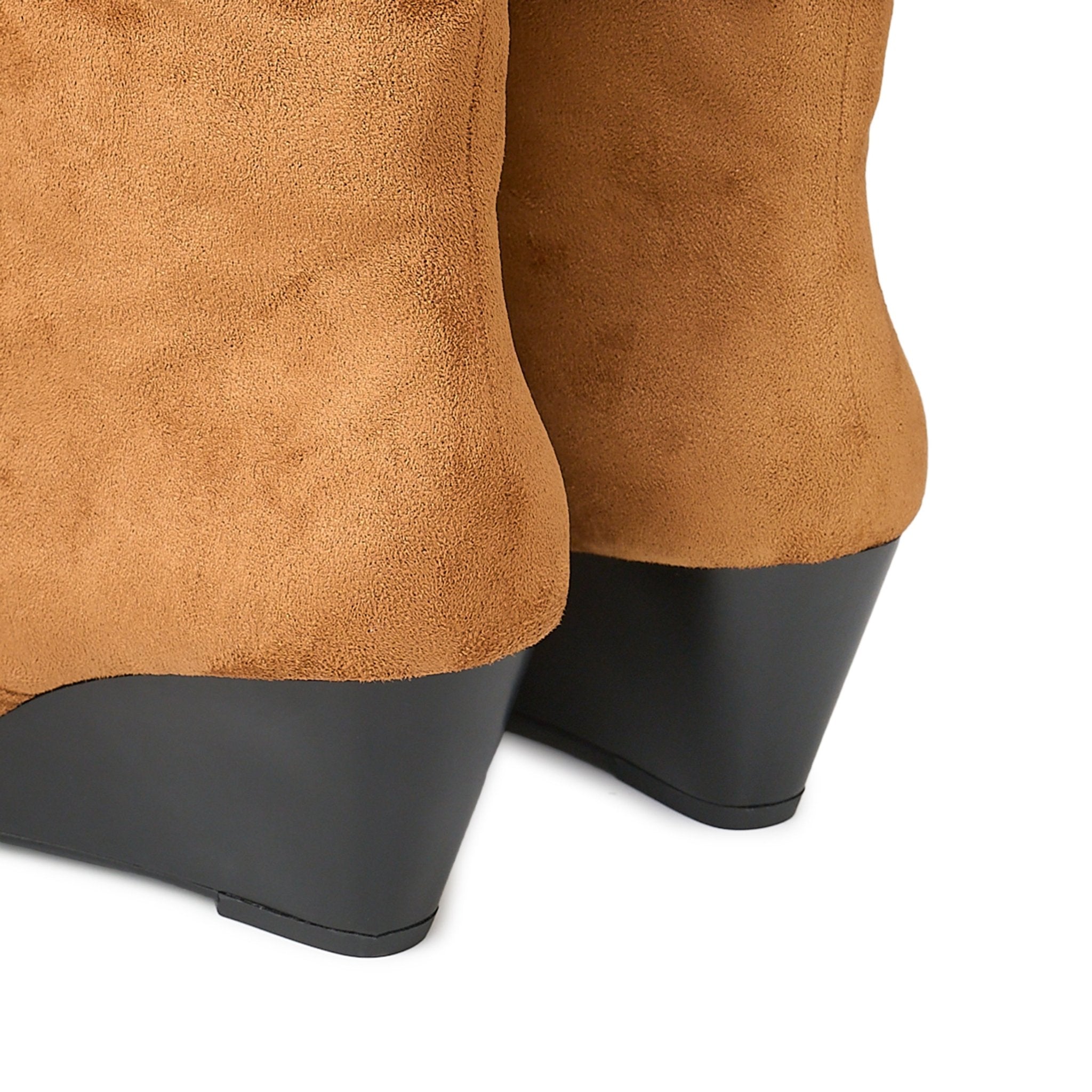 LOST IN ECHO Pointed Wedge Heaps Pile Boots In Brown | MADAX