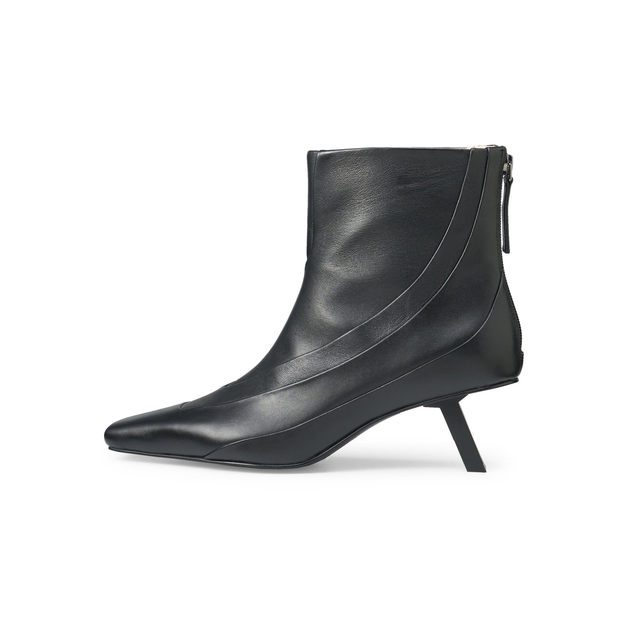 LOST IN ECHO Pointy - Toed Patchwork Low - heeled Ankle Boots In Black | MADAX