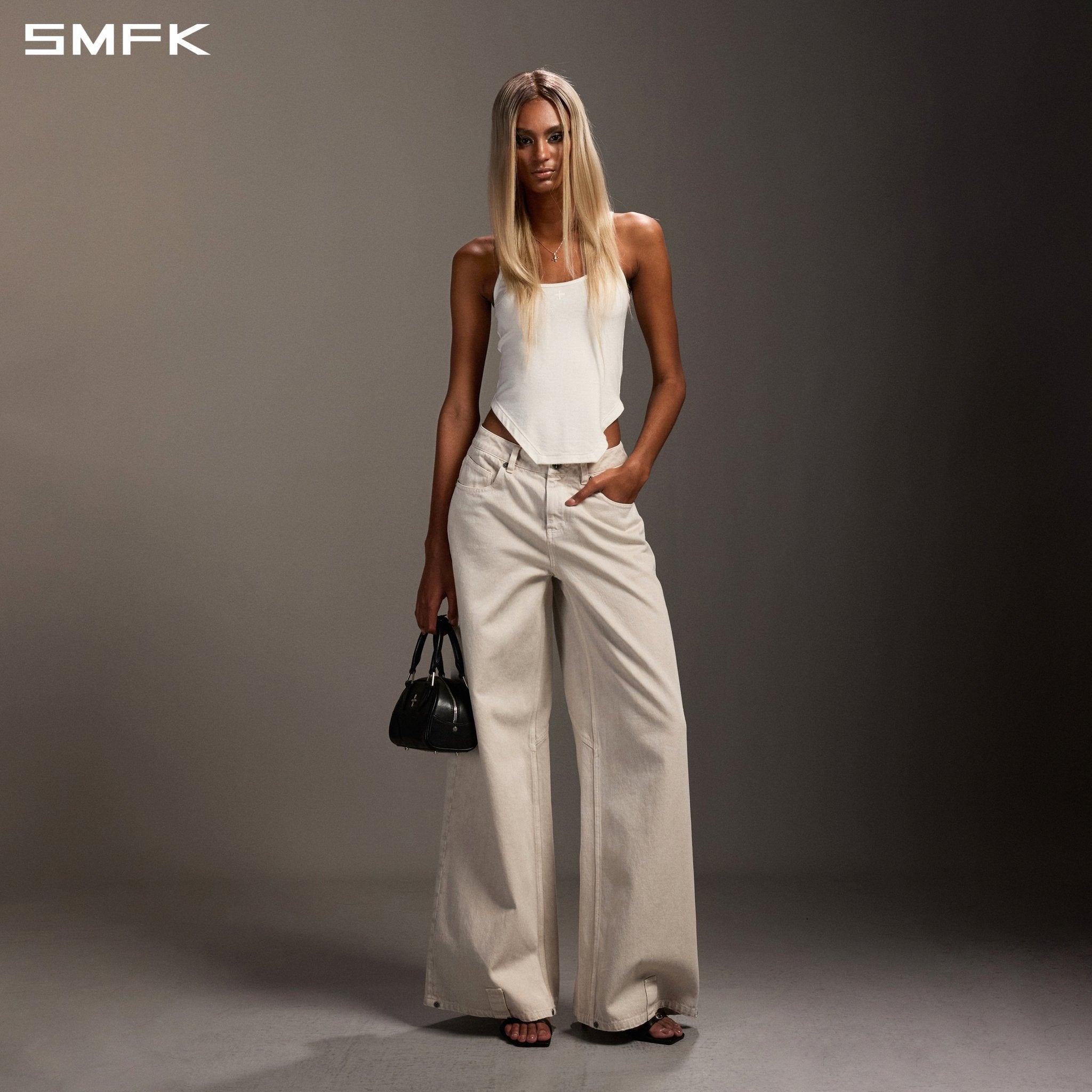 SMFK Polygonal Short Strap White | MADAX