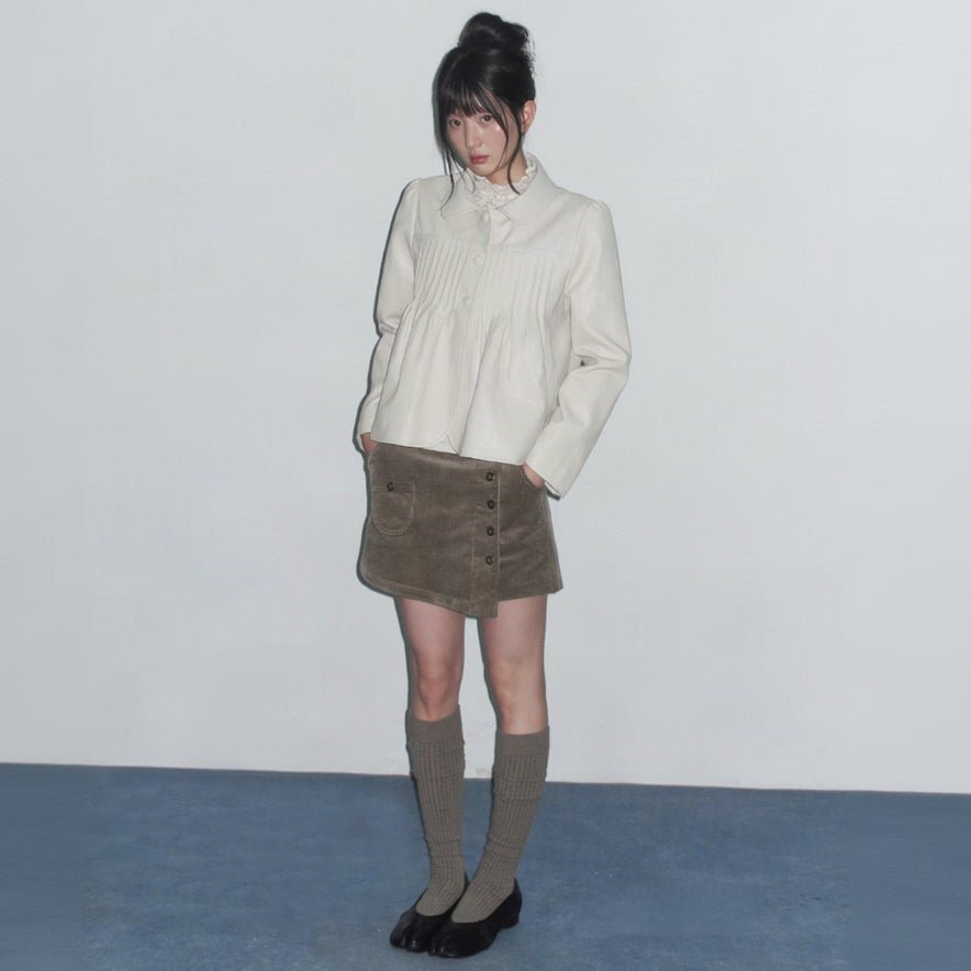 CHAOSCHAOS Retro Pleated Leather Jacket in Light Gray-apricot | MADAX