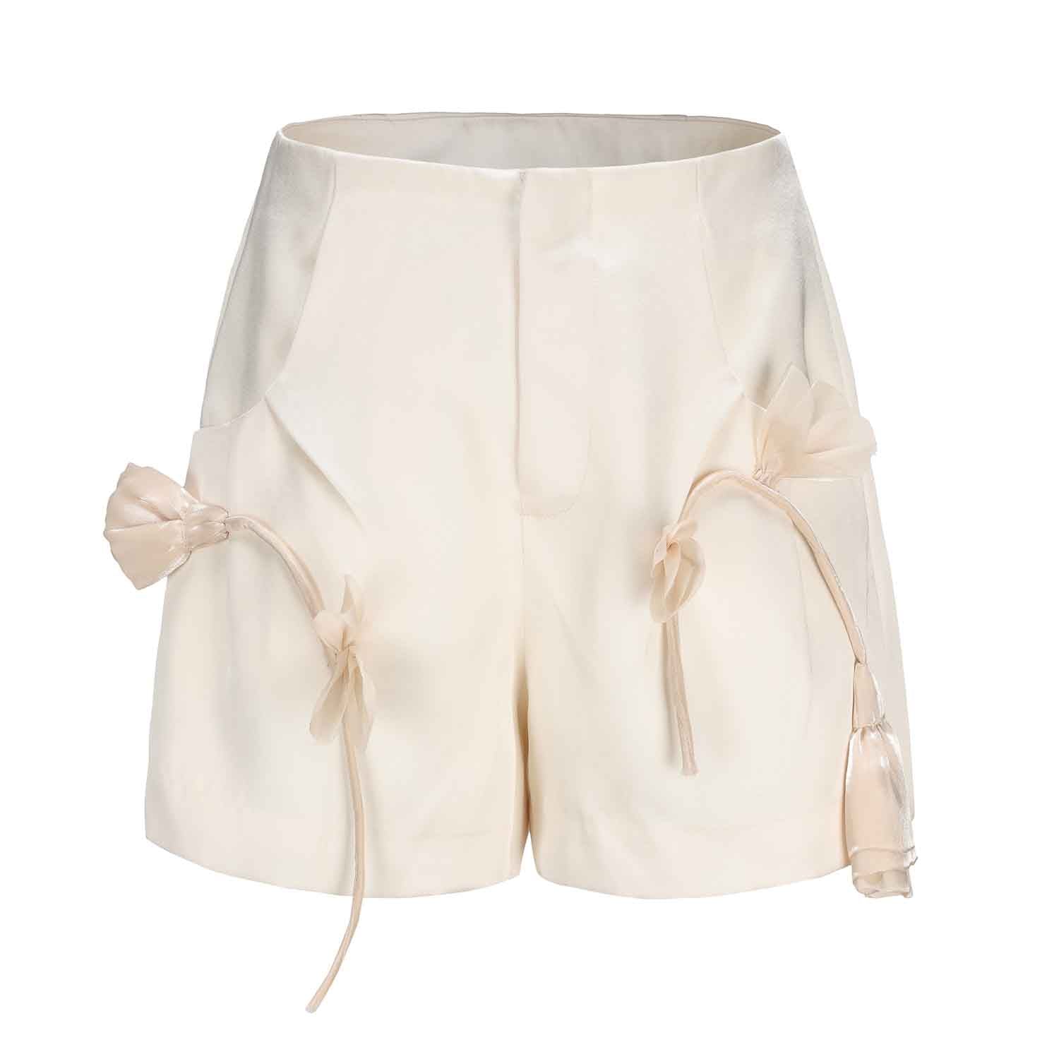 ARTE PURA Satin Flower Shorts In Beige | MADA IN CHINA