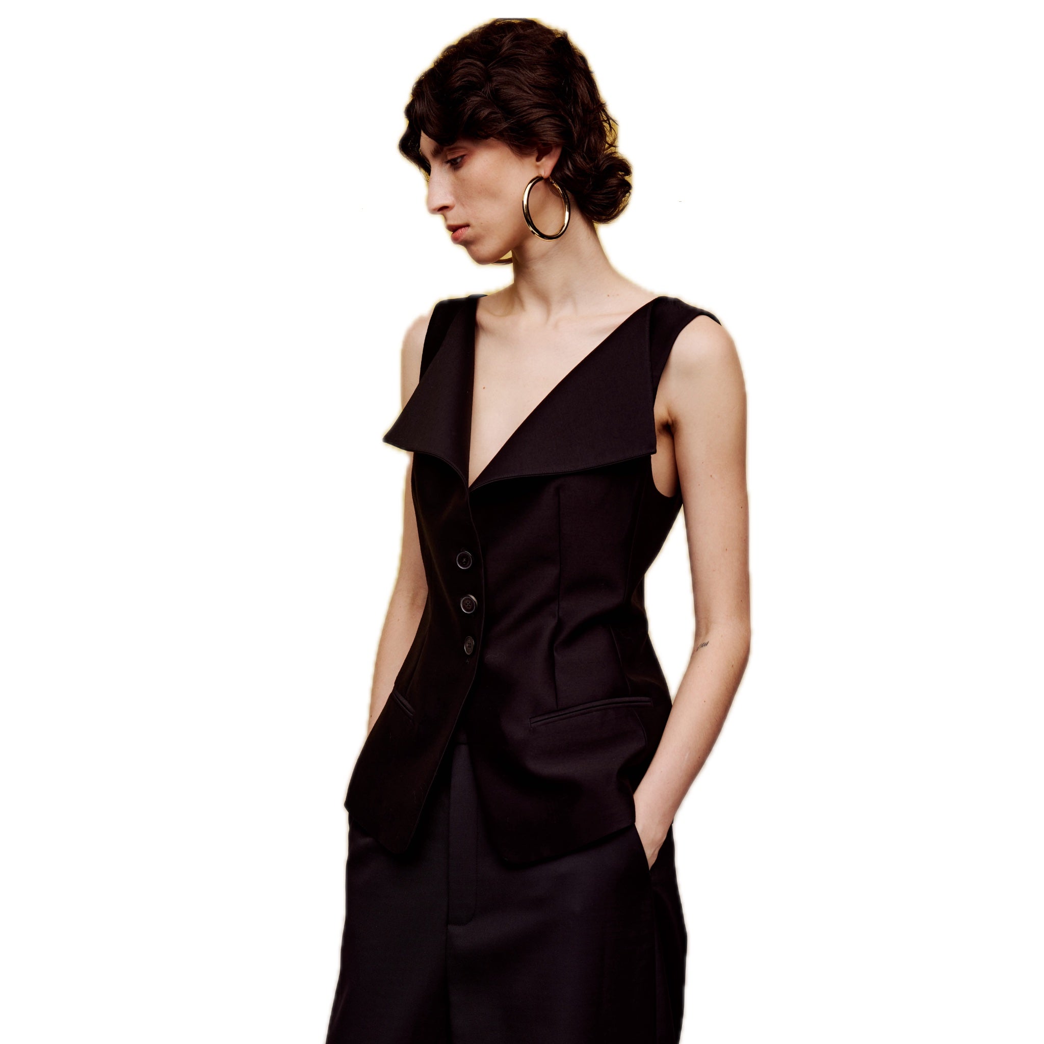 ilEWUOY Silk Wool Bateau Collar Vest in Black | MADA IN CHINA