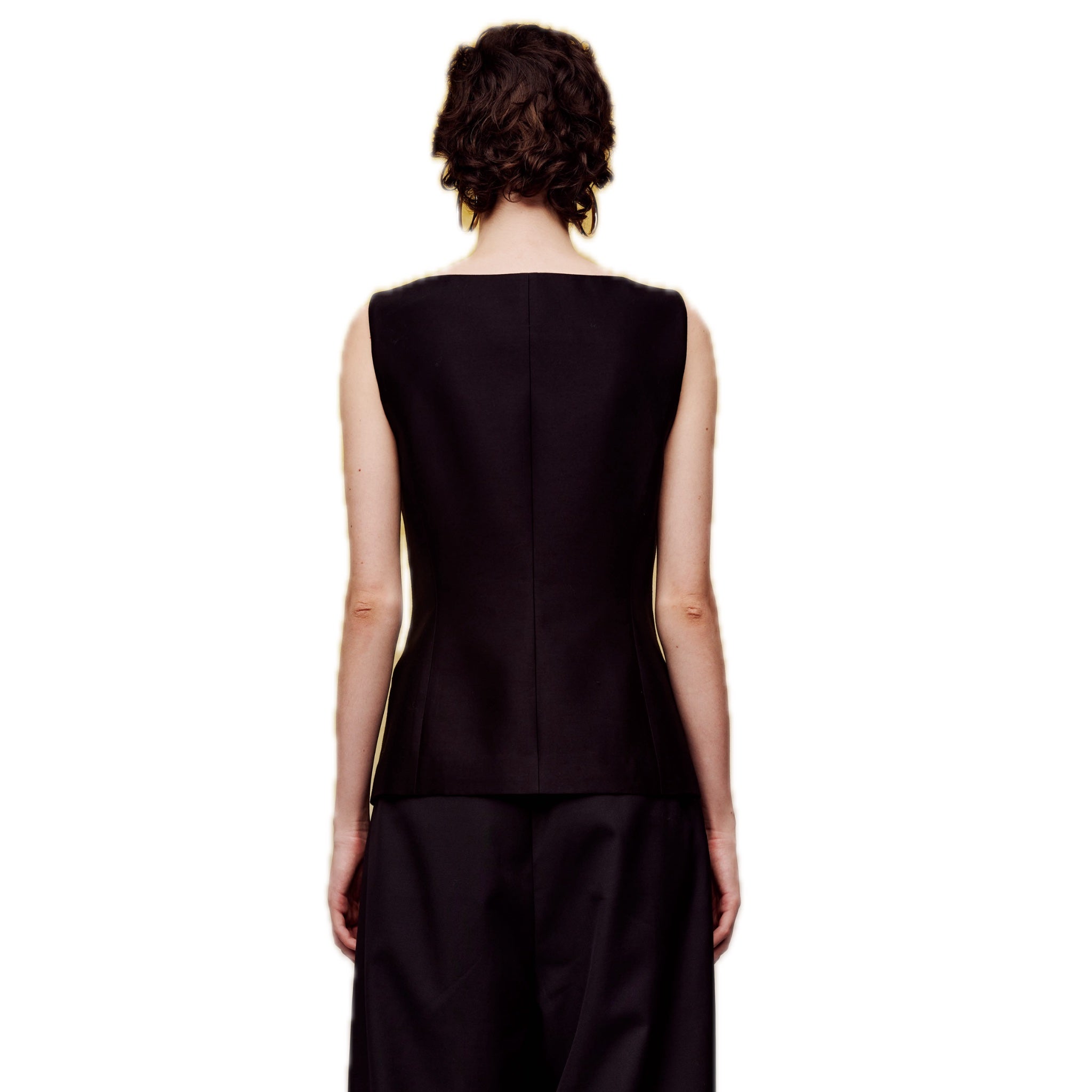 ilEWUOY Silk Wool Bateau Collar Vest in Black | MADA IN CHINA