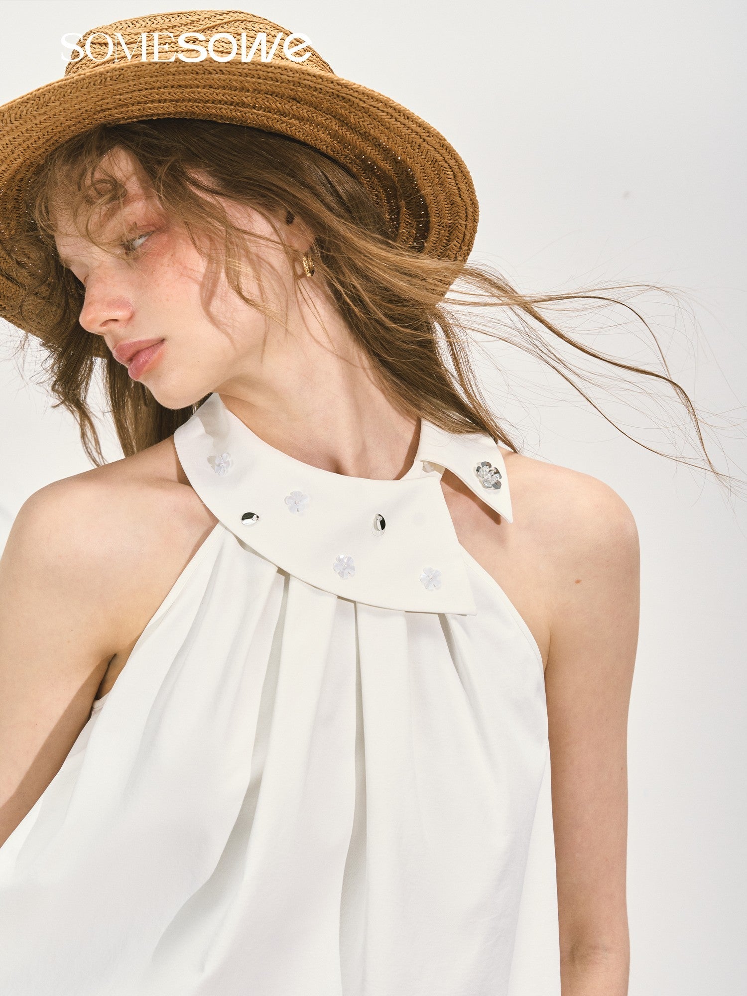 SOMESOWE Sleeveless Halter Top In White | MADAX