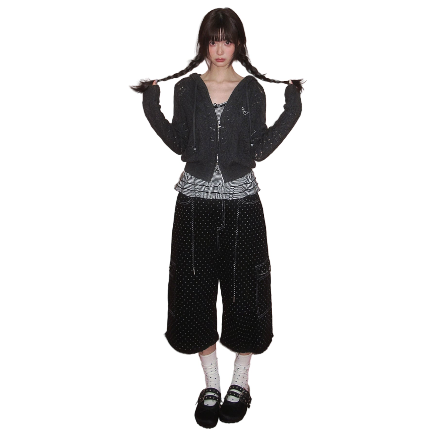 CHAOSCHAOS Star Print Vintage Washed Denim Cropped Pants In Black | MADAX