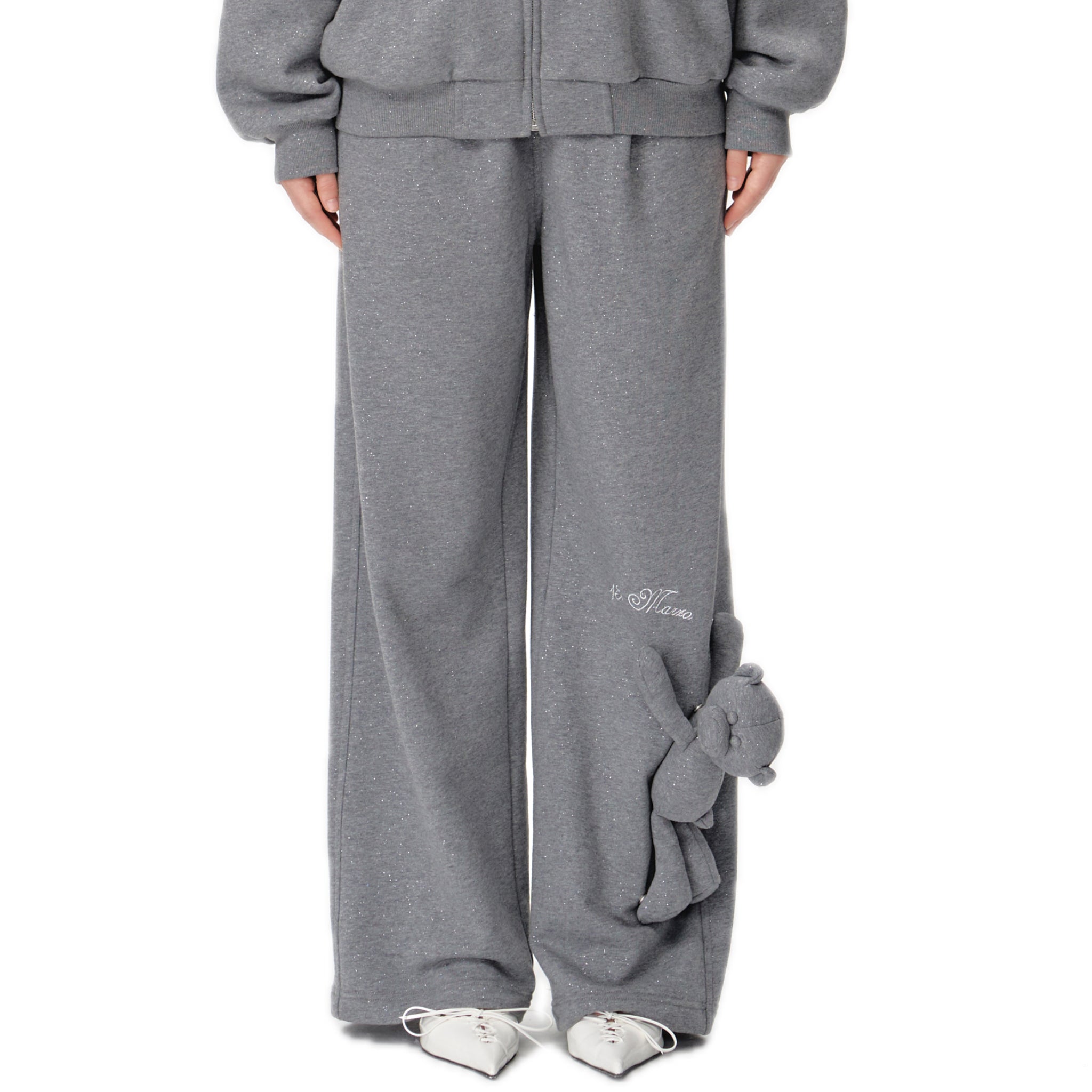 13DE MARZO Star Sand Sweatpants In Gray | MADAX