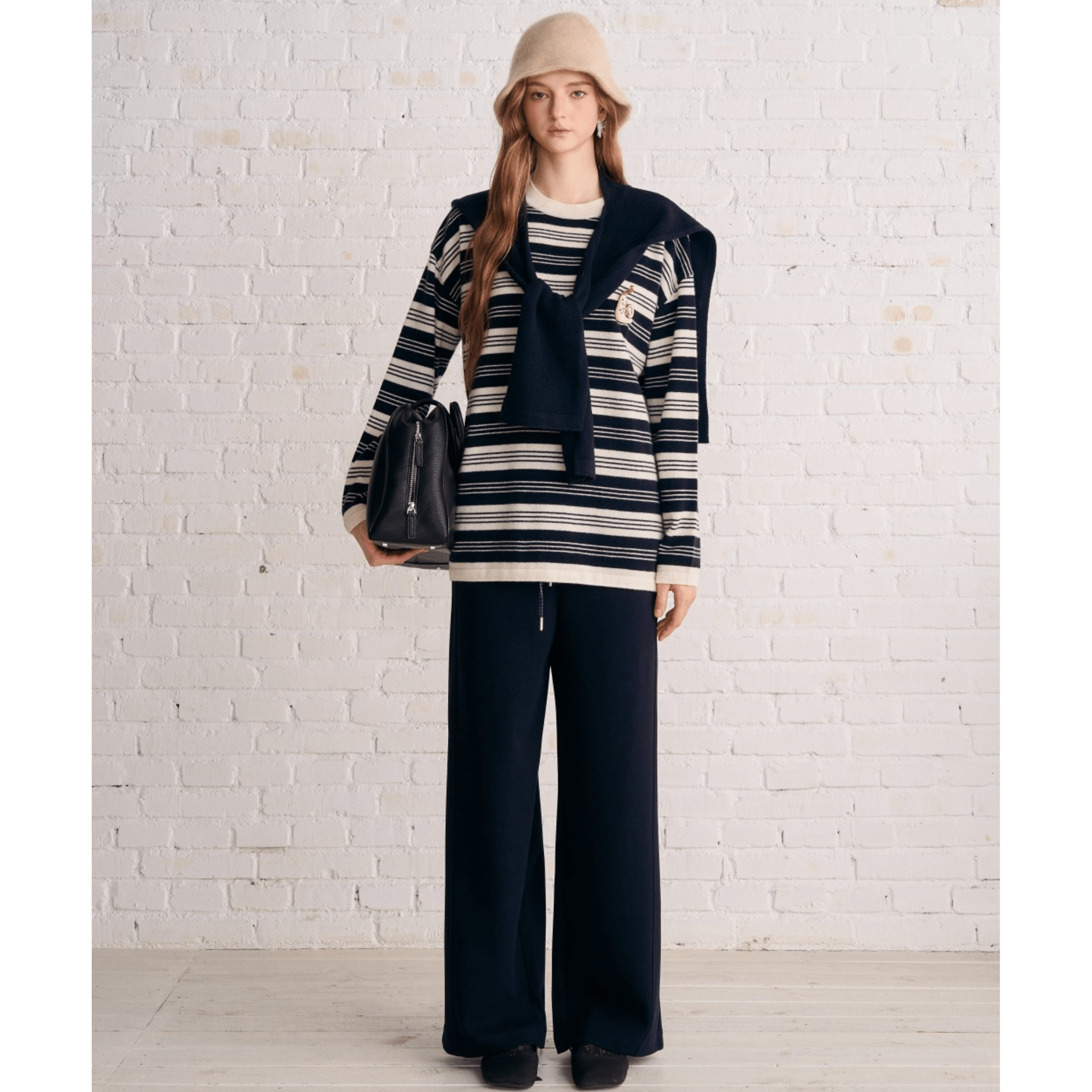 AIMME SPARROW Striped Navy Collar Long Sleeves in Black | MADAX