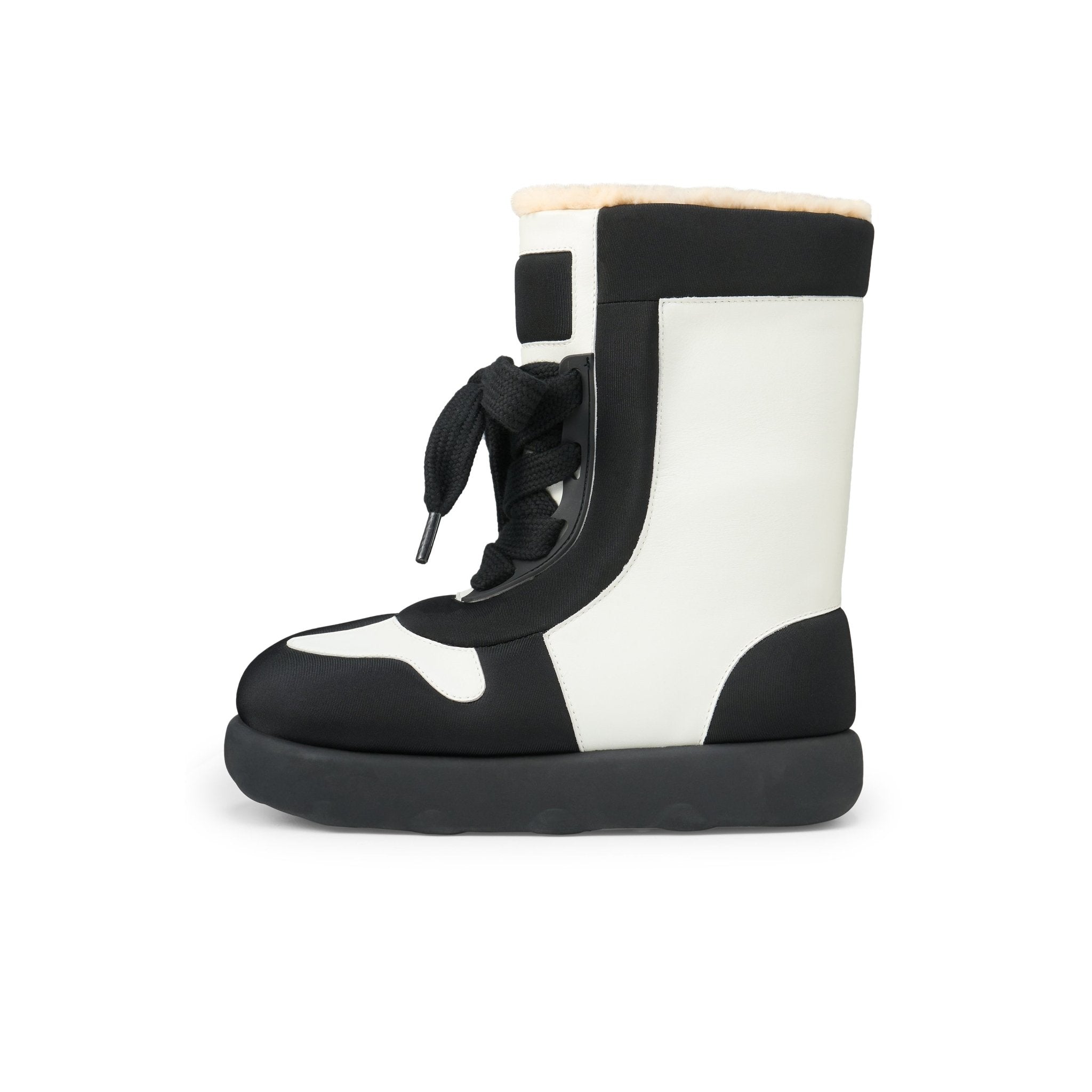 LOST IN ECHO Stuffed Strap Bread Snow Boots In Black White | MADAX