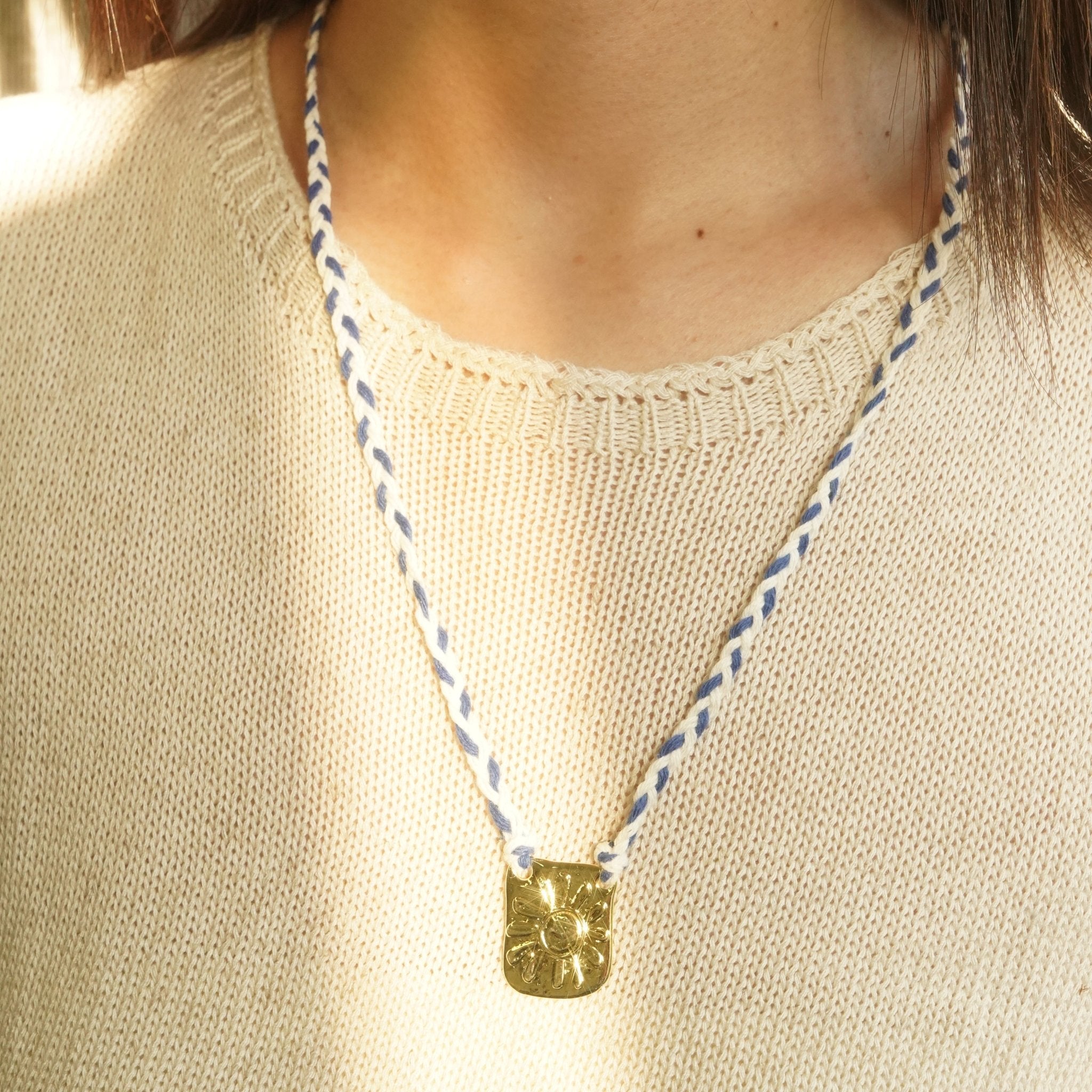 ToneTale Sunny Square Necklace 18K Gold | MADAX