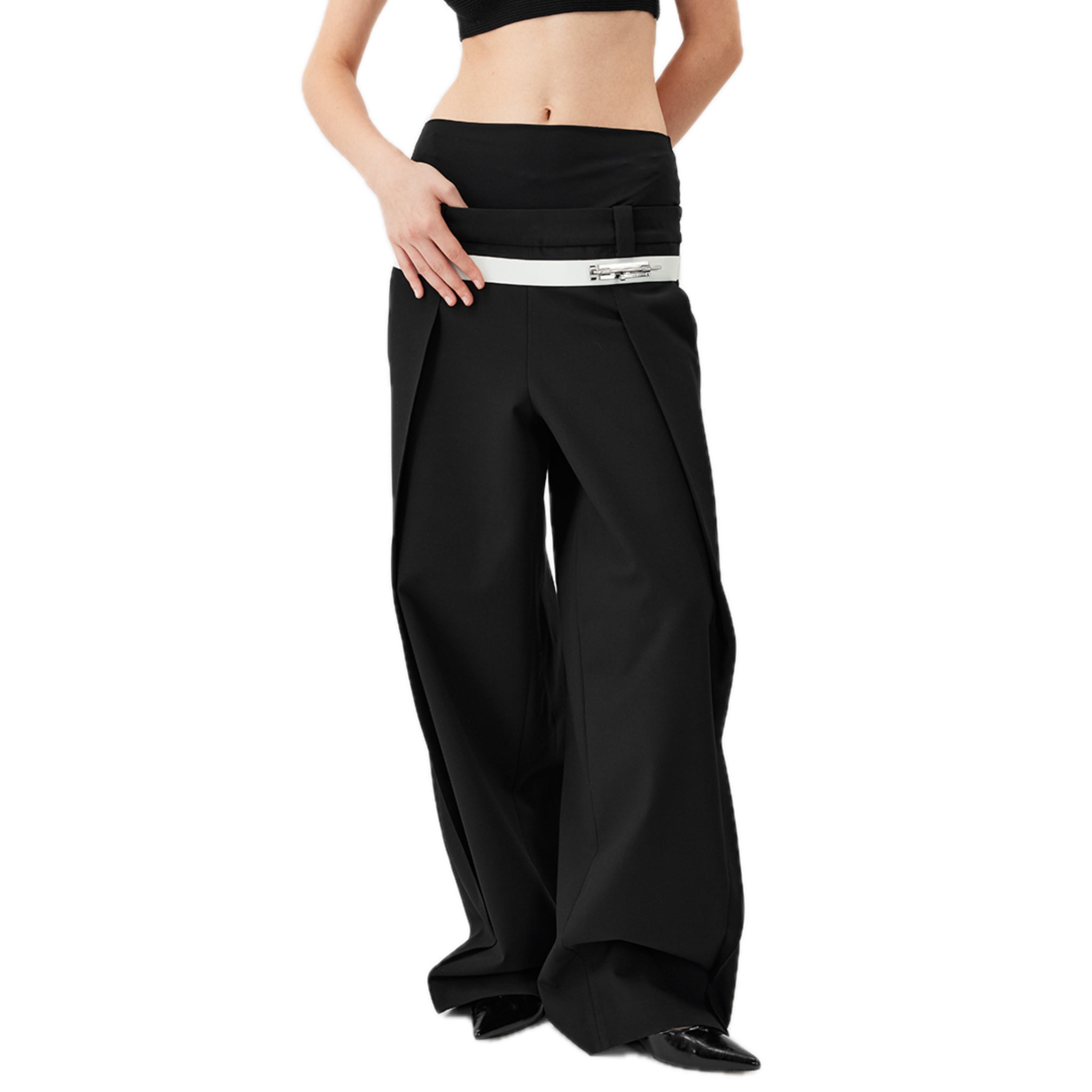 Double Silhouette Pinched Leg Trousers In Black