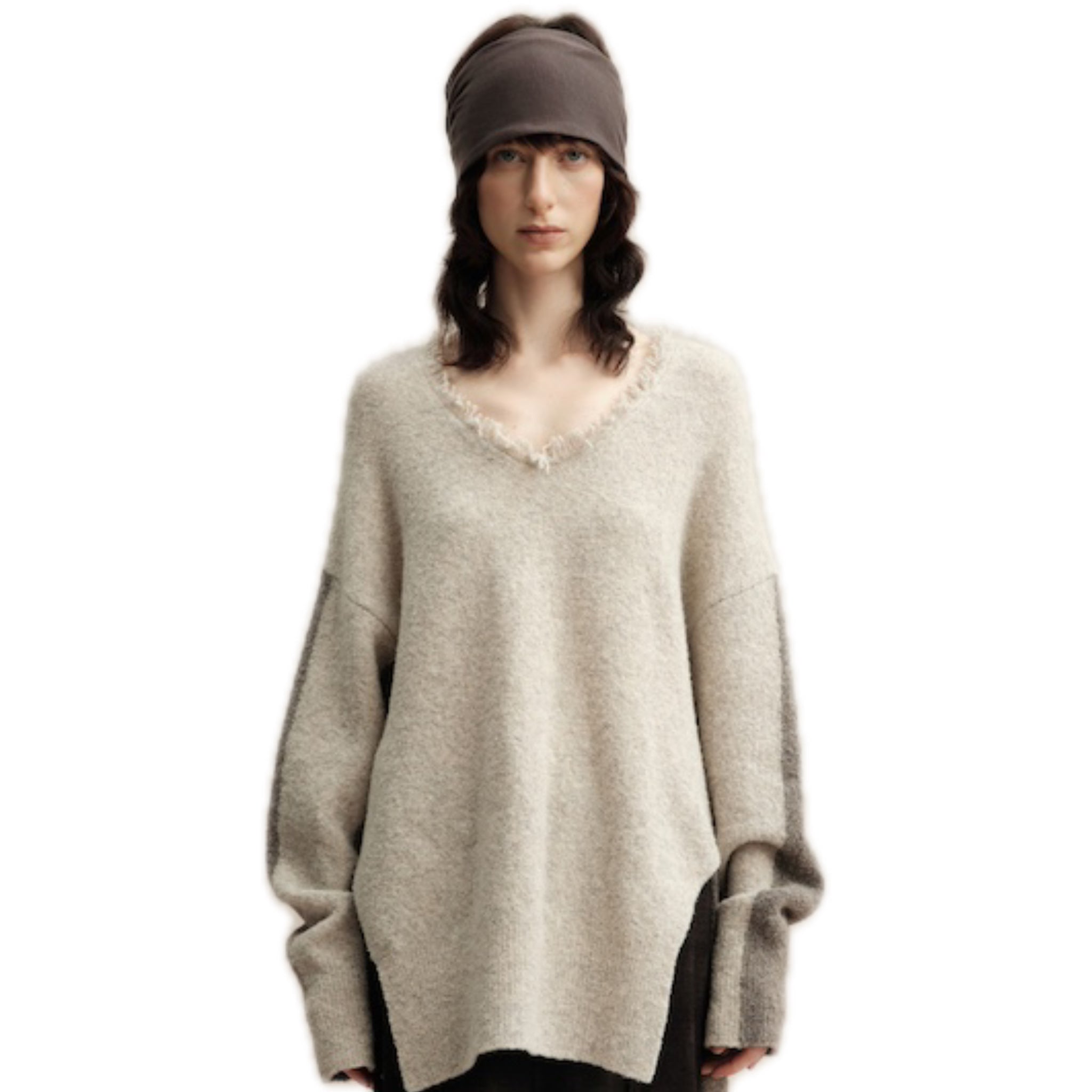 ELYWOOD Two Color Sweater | MADAX