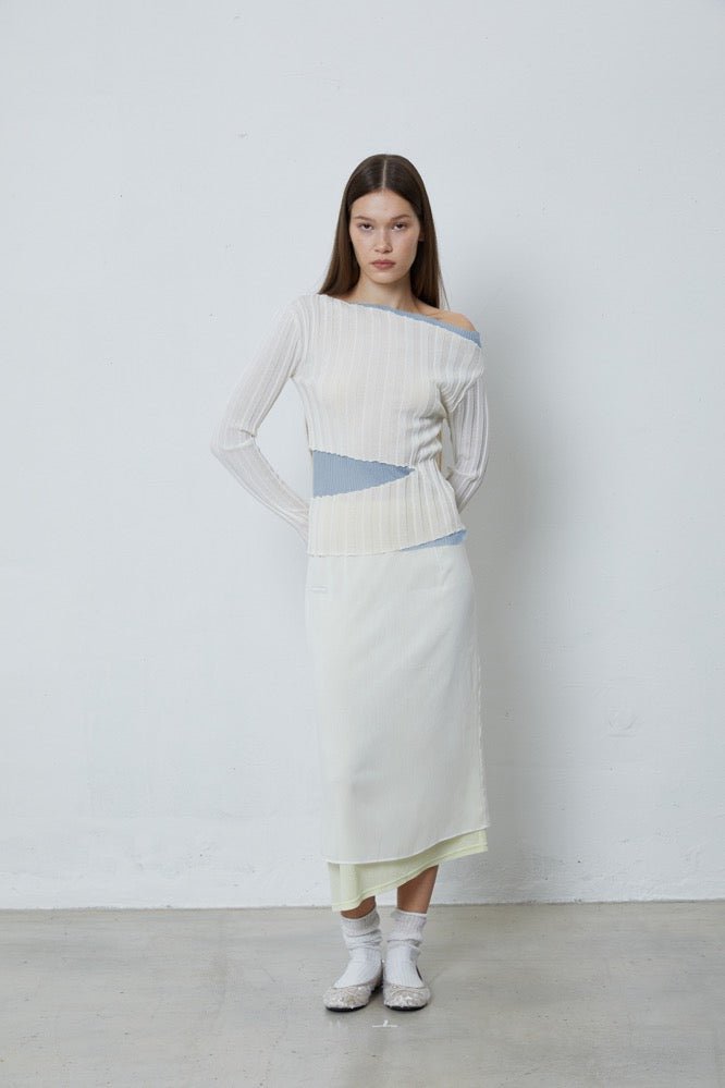 FENGYI TAN Two-piece Set of Off-shoulder Sweater Tops in White | MADA IN CHINA