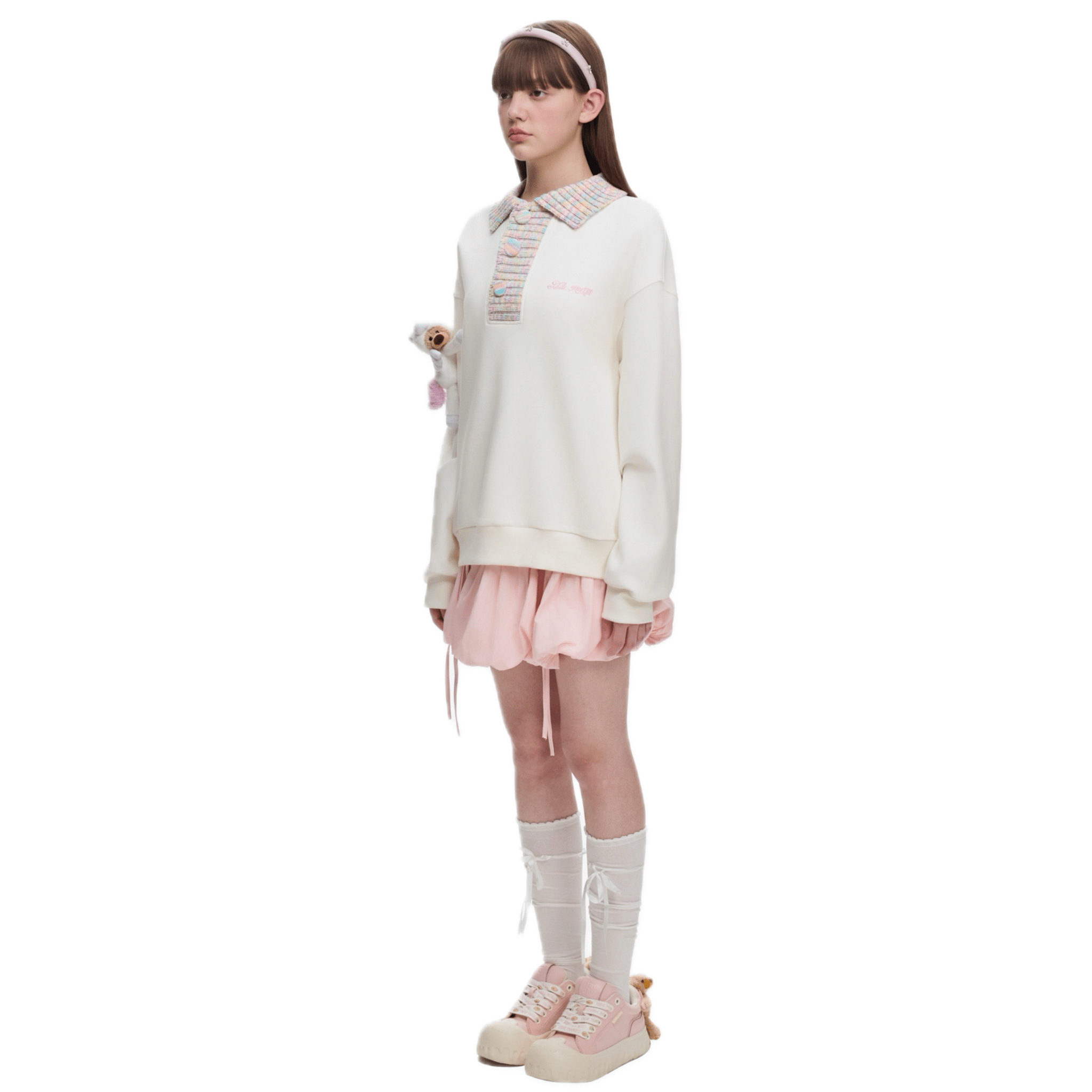 13DE MARZO Unicorn Bear Knitted Collar Sweatshirt in White | MADAX