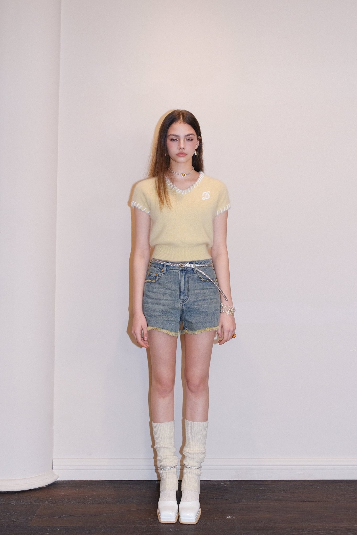 DIANA VEVINA V - Neck Knit Tender Short Top Yellow | MADA IN CHINA