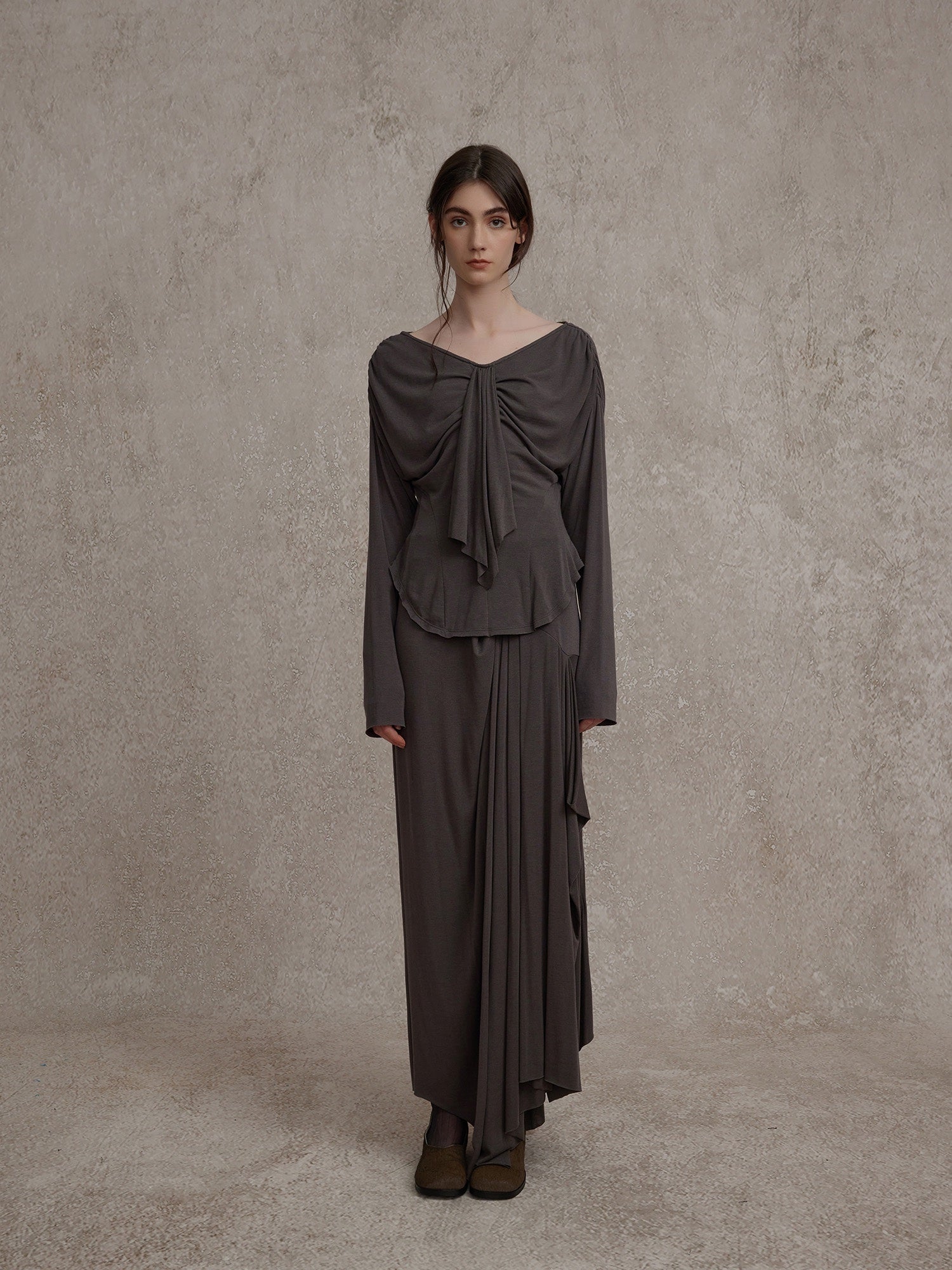 ELYWOOD Vampire Gray Swing Knitted Maxi Skirt | MADAX